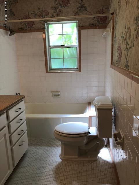 Cogburn's 1st Add - Residential Lease