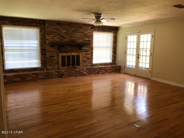 Cogburn's 1st Add - Residential Lease