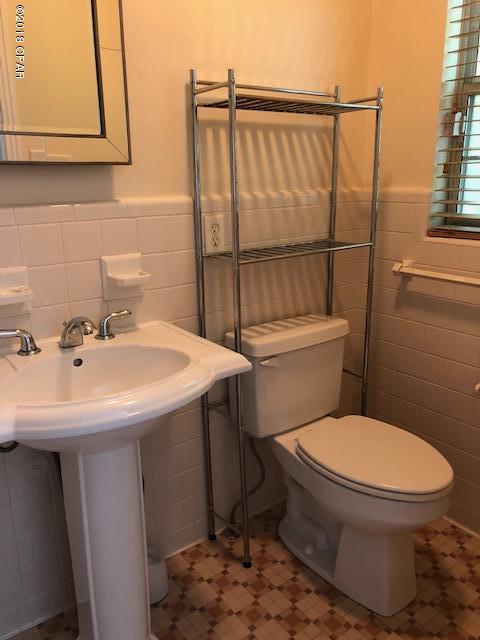 Cogburn's 1st Add - Residential Lease