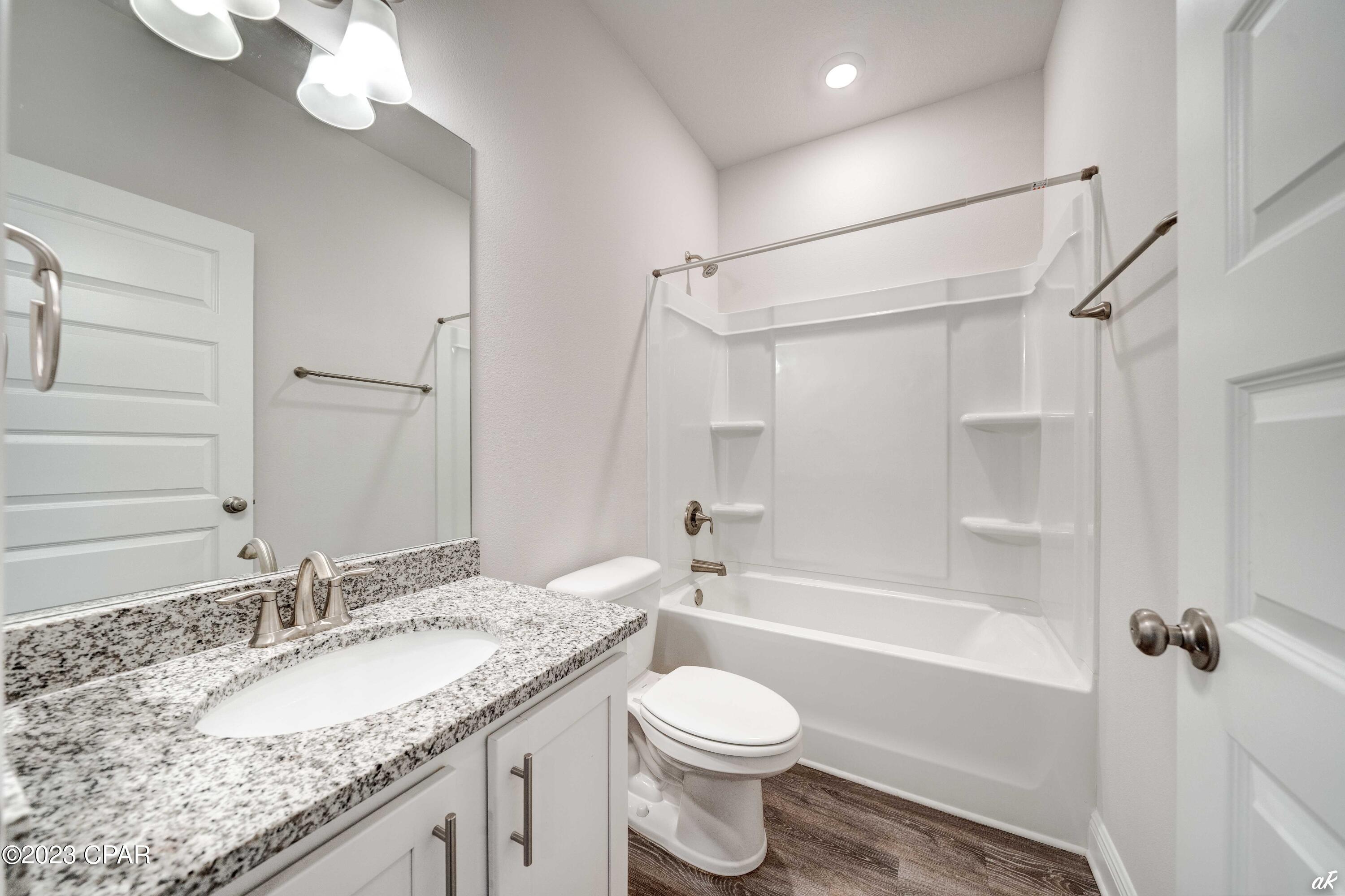 [No Recorded Subdiv] - Residential Lease