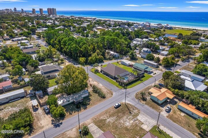 Laguna Beach Plaza - Residential