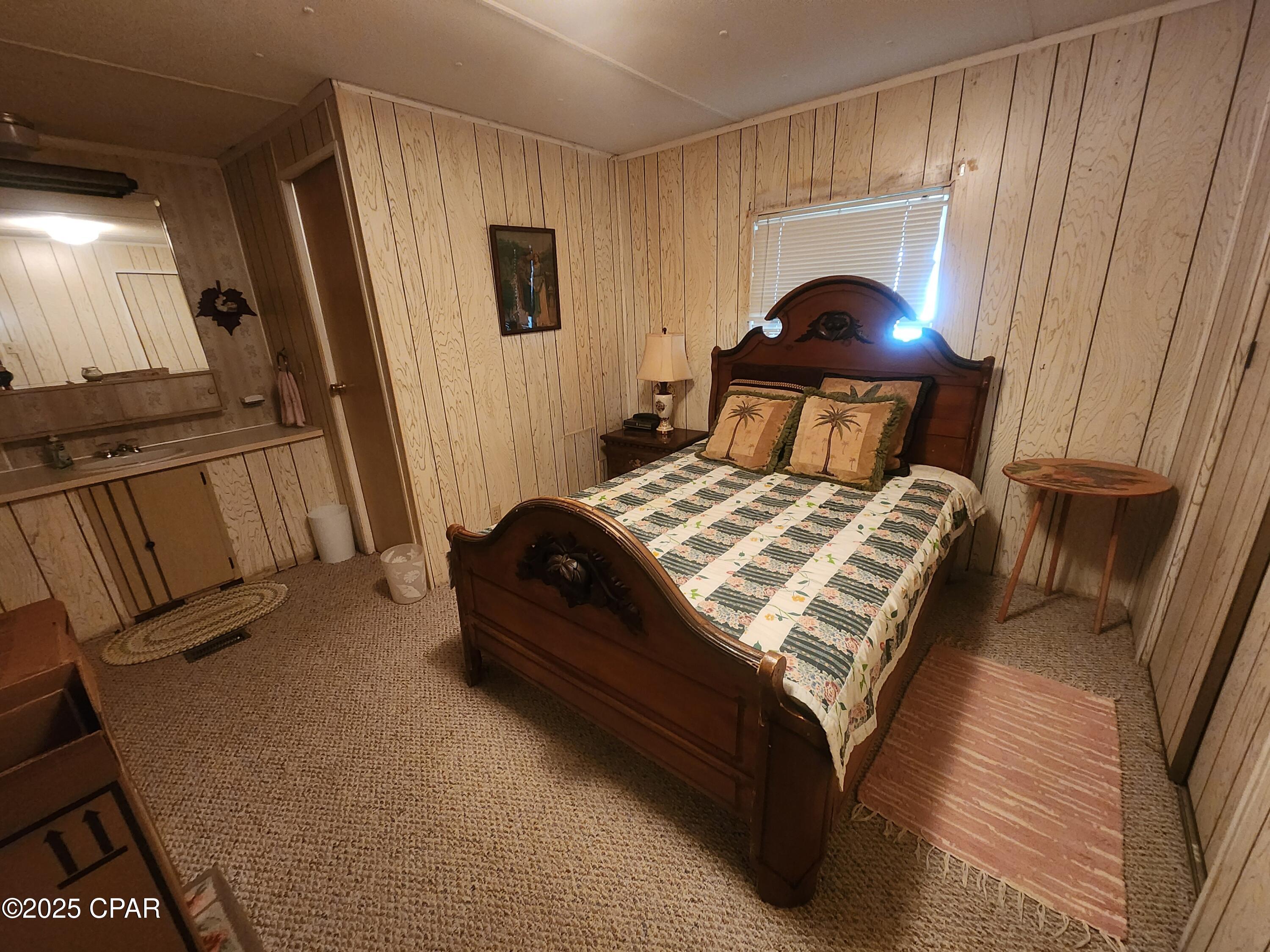 Laguna Beach Plaza - Residential