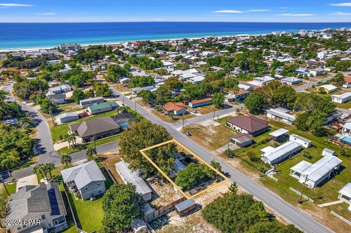 Laguna Beach Plaza - Residential