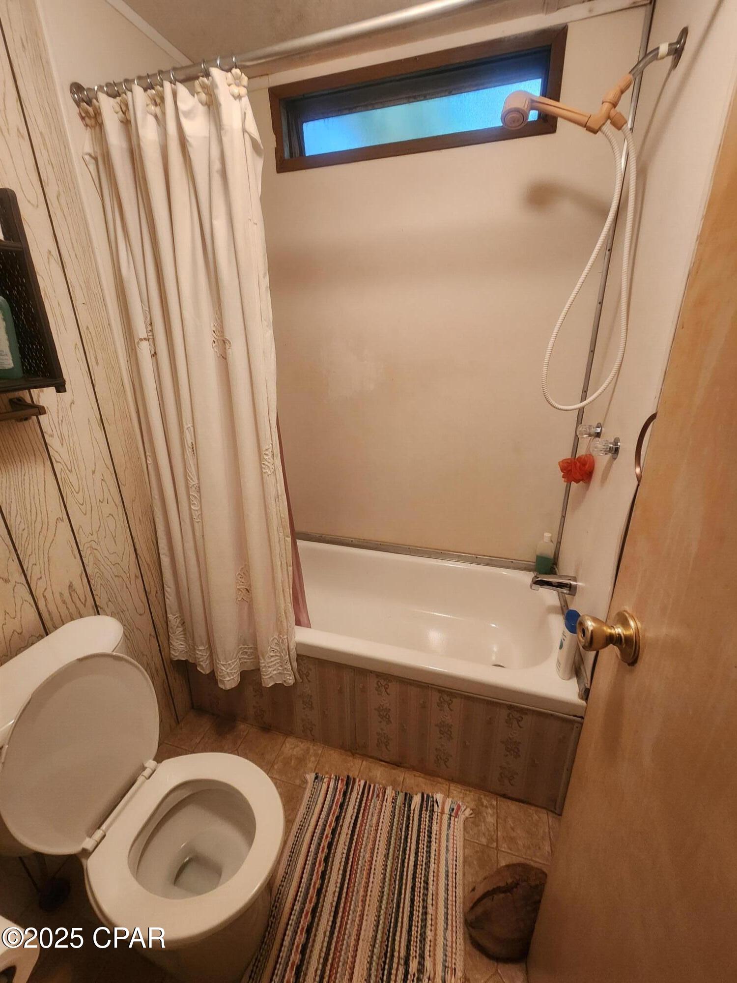 Laguna Beach Plaza - Residential