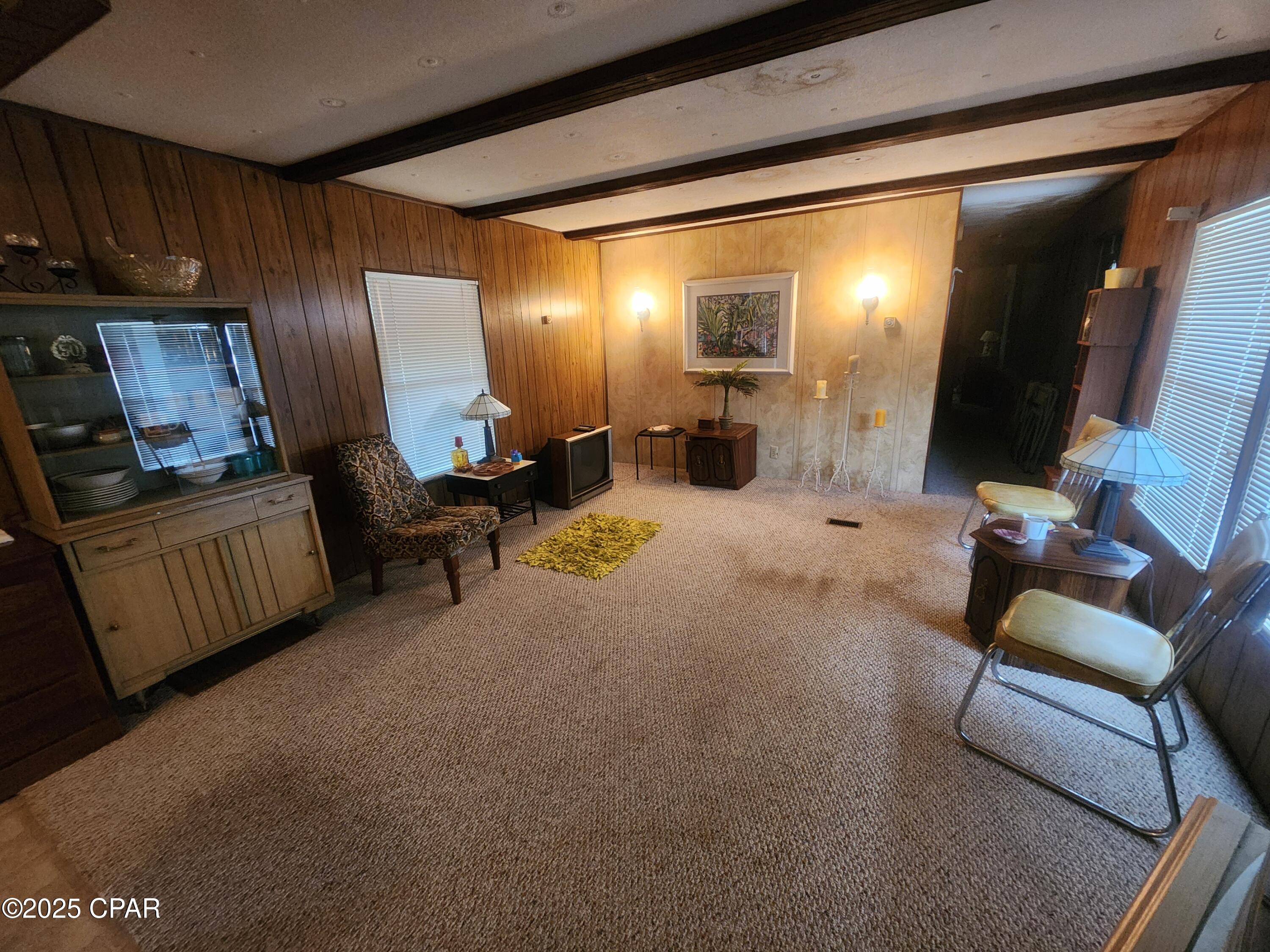 Laguna Beach Plaza - Residential