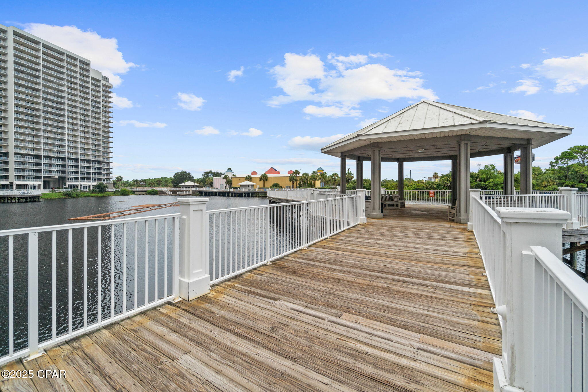 Laketown Wharf - Residential