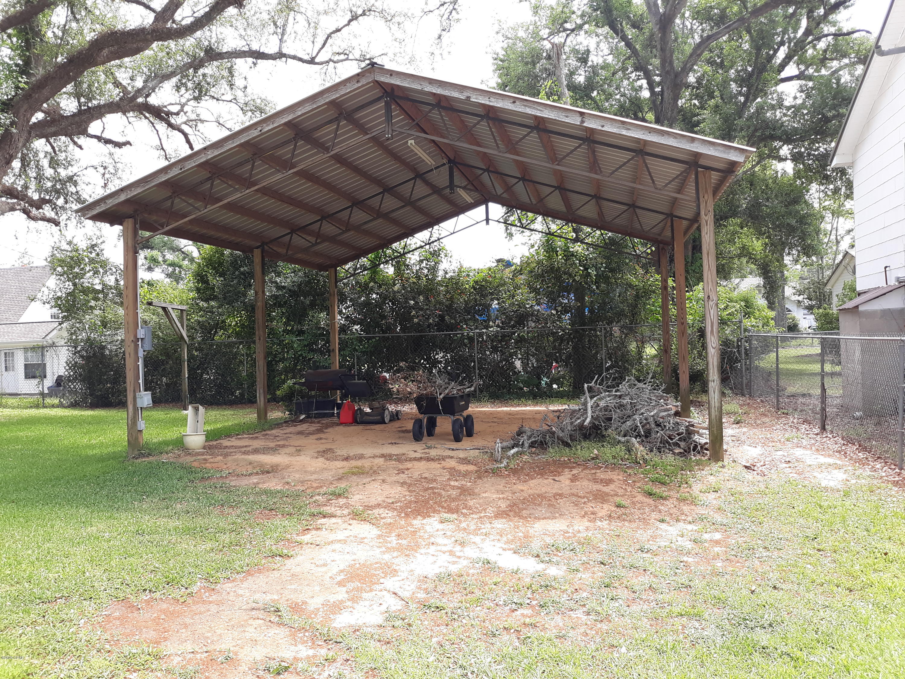 [No Recorded Subdiv] - Residential