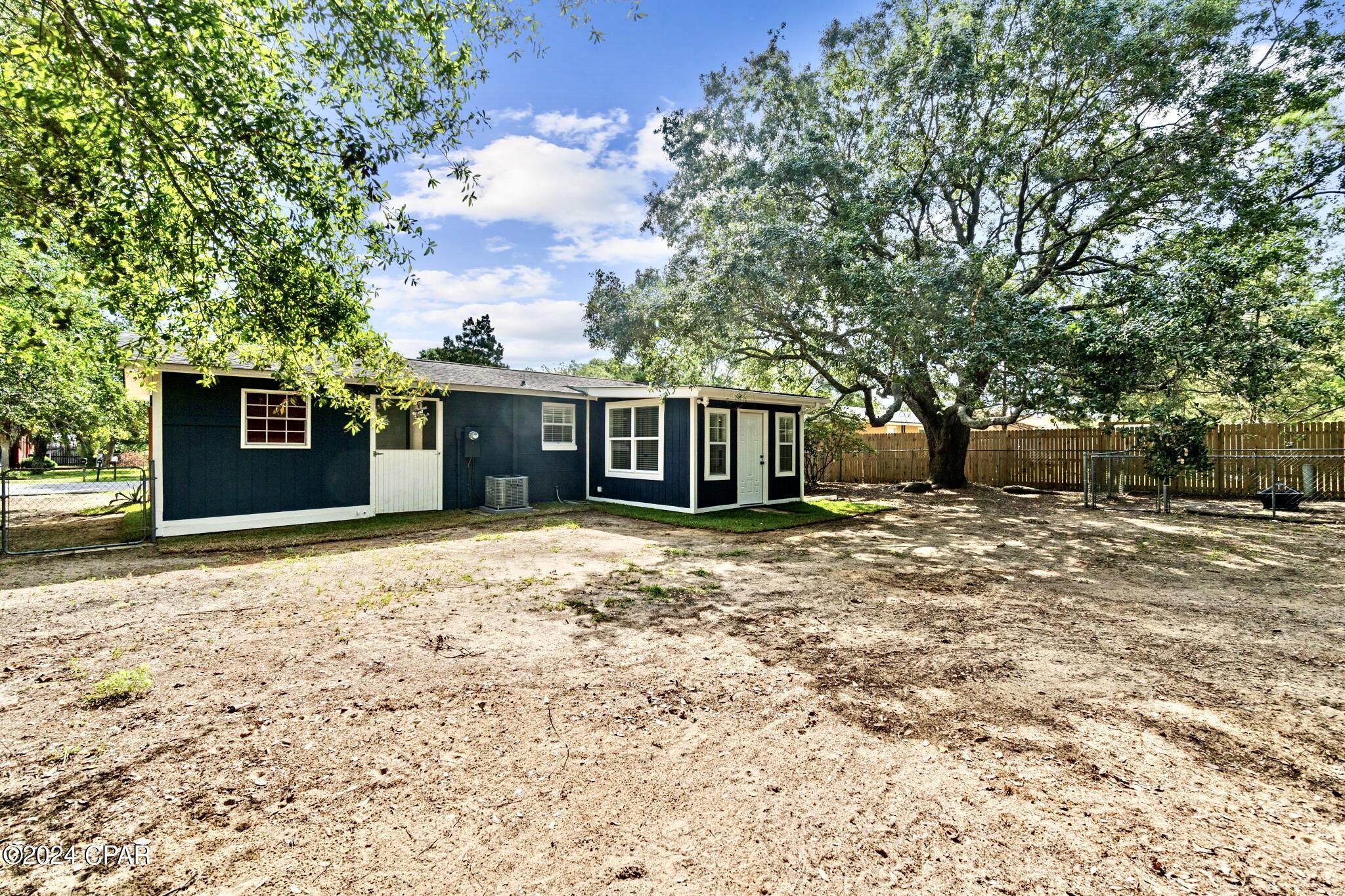 Sunny Hills Unit 4 - Residential