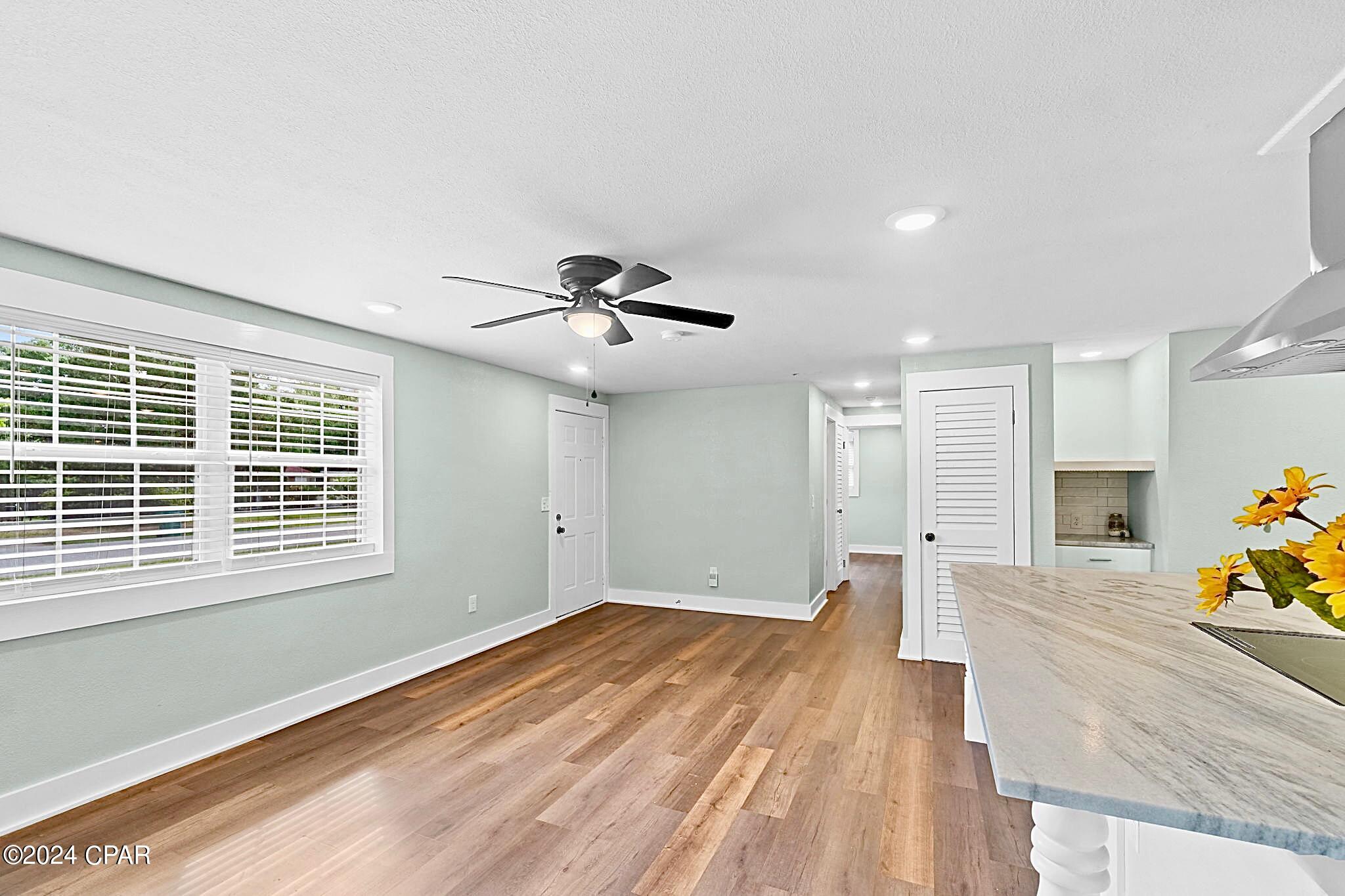 Sunny Hills Unit 4 - Residential