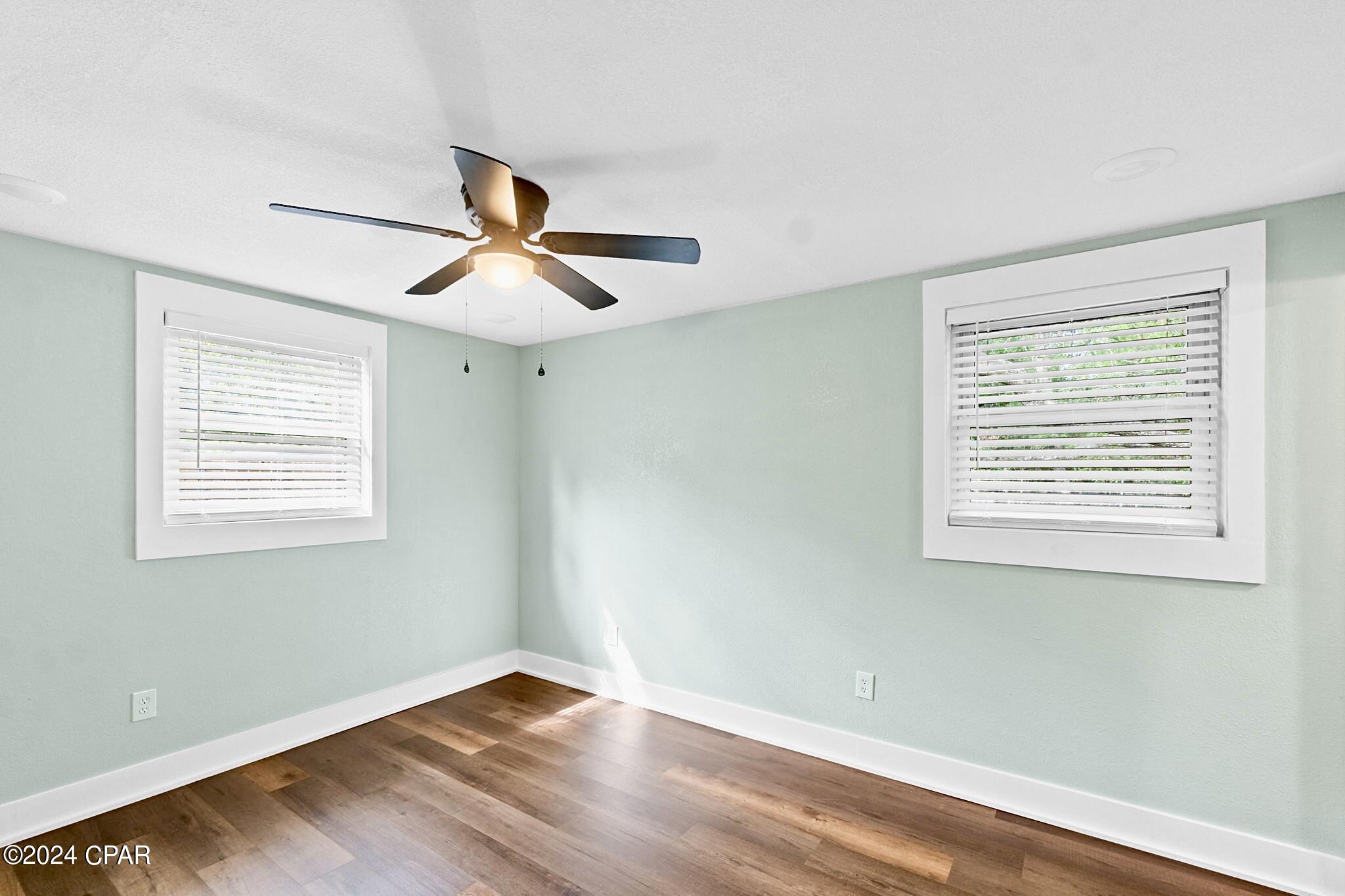 Sunny Hills Unit 4 - Residential