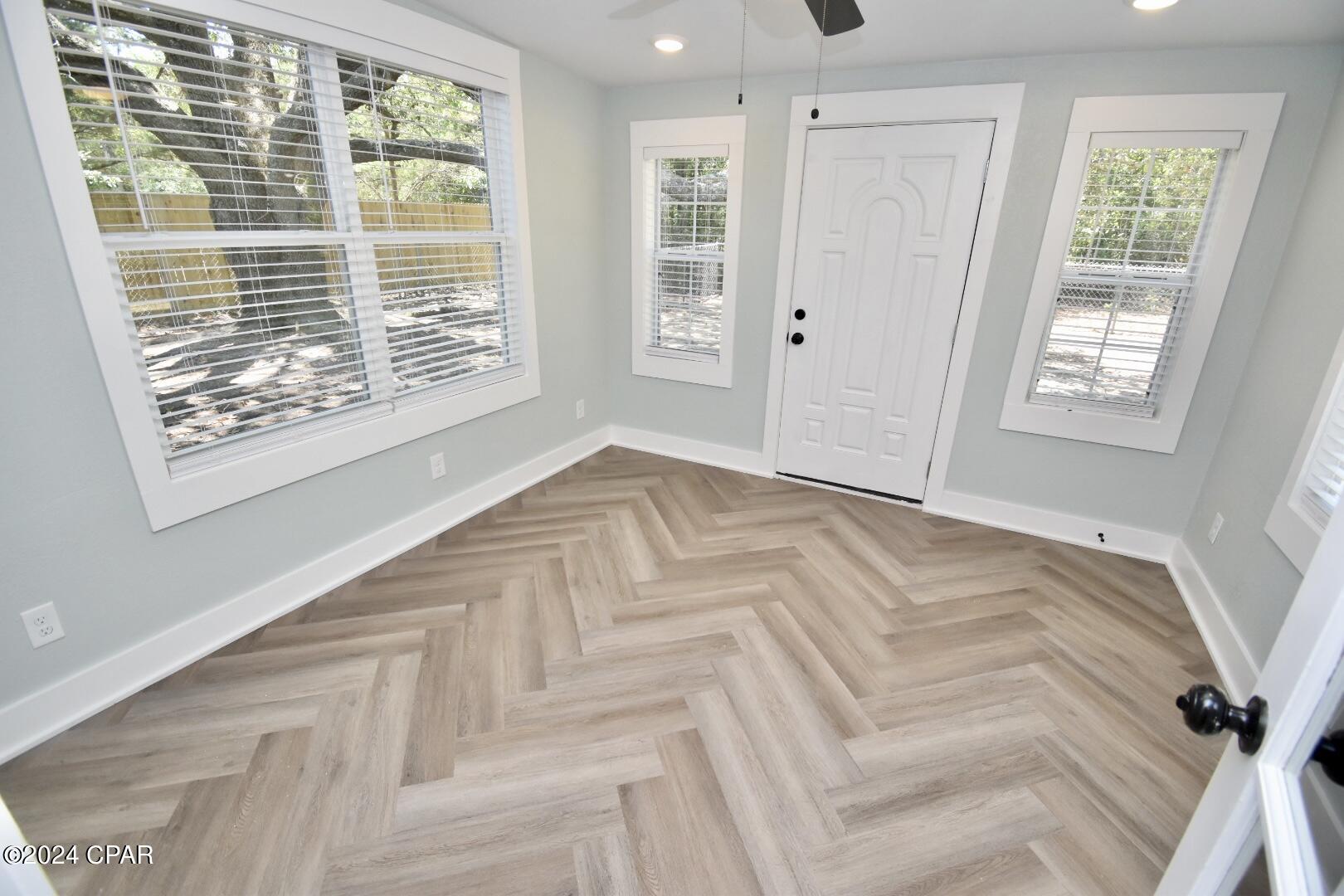 Sunny Hills Unit 4 - Residential