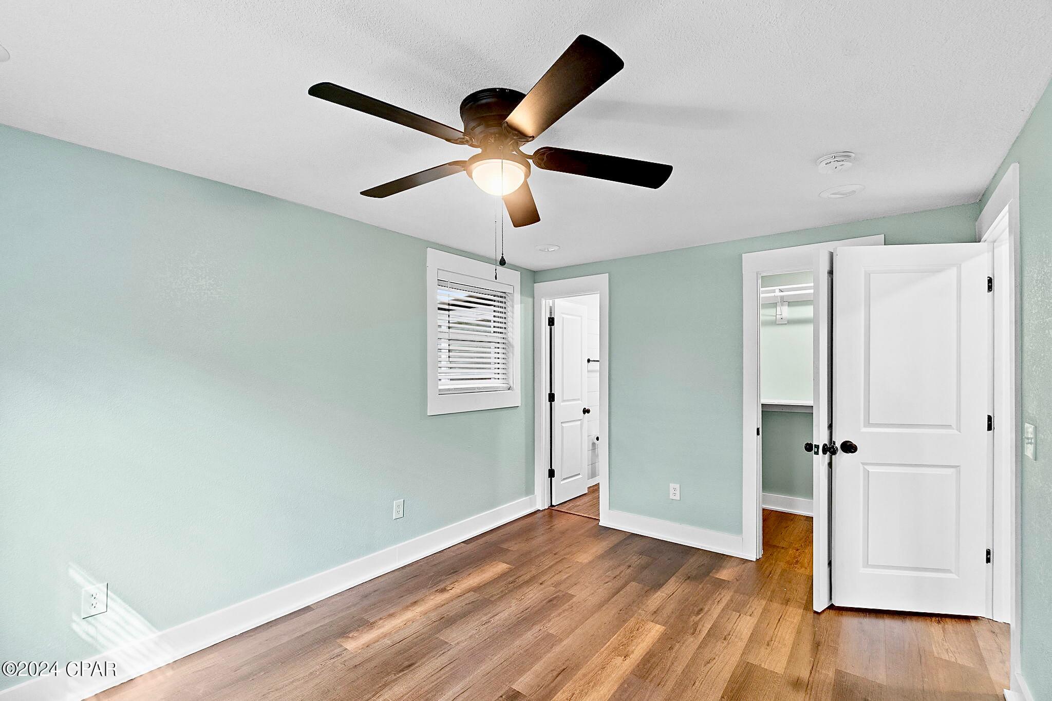 Sunny Hills Unit 4 - Residential