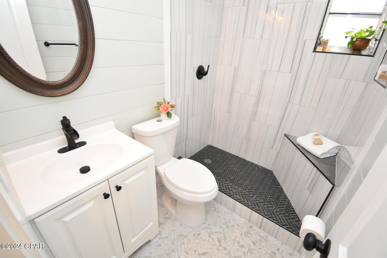 Sunny Hills Unit 4 - Residential