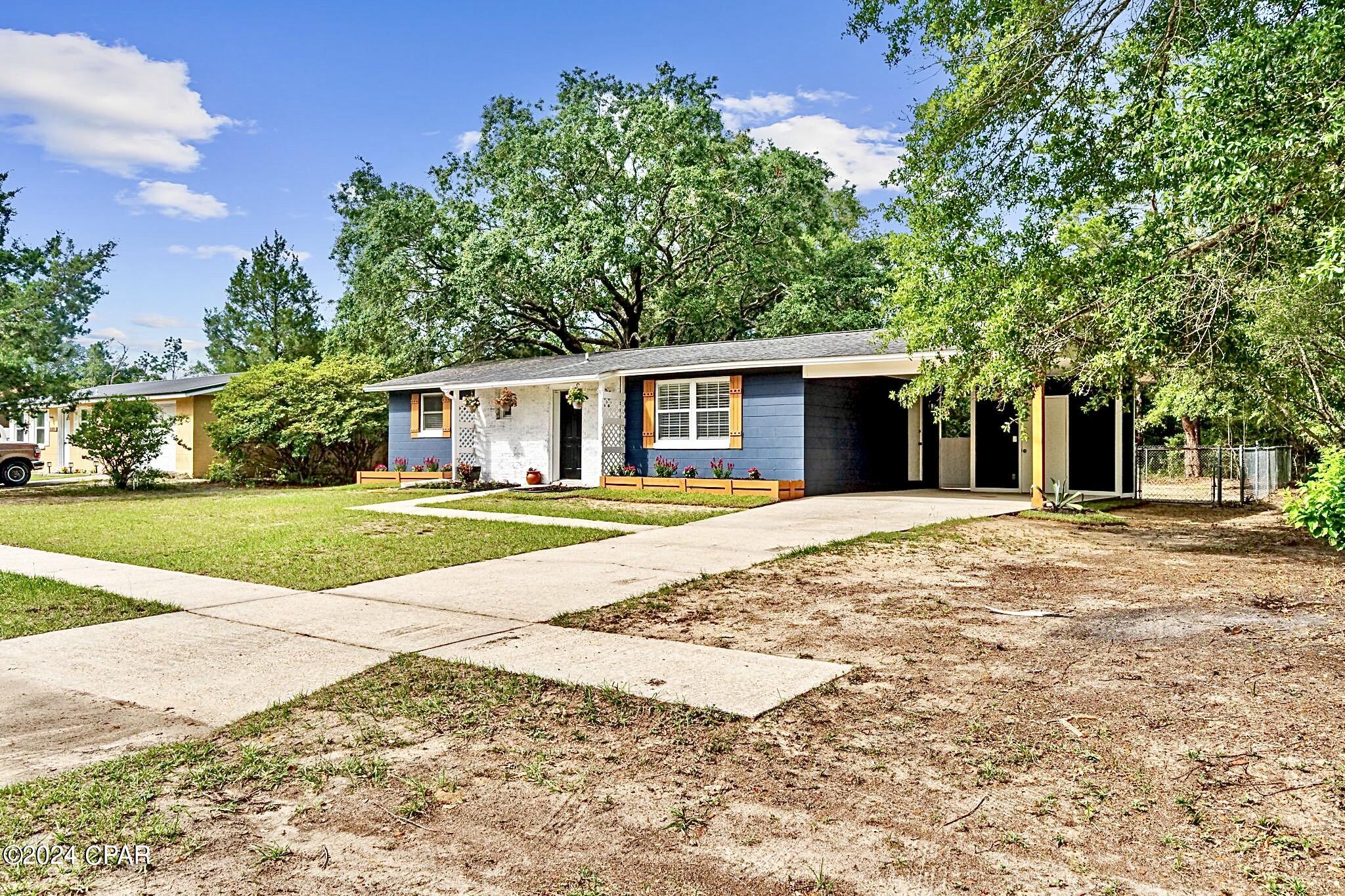 Sunny Hills Unit 4 - Residential