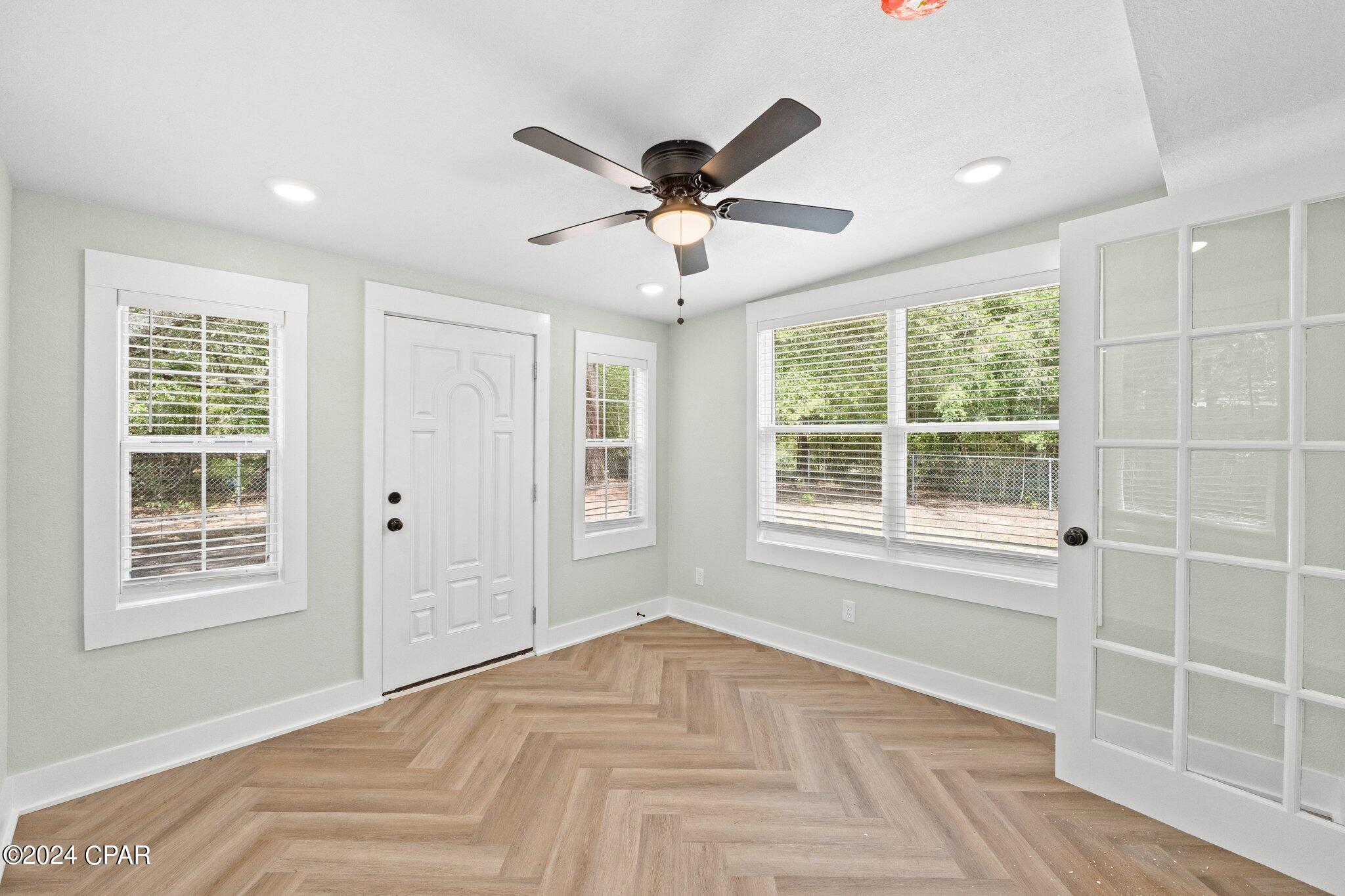 Sunny Hills Unit 4 - Residential