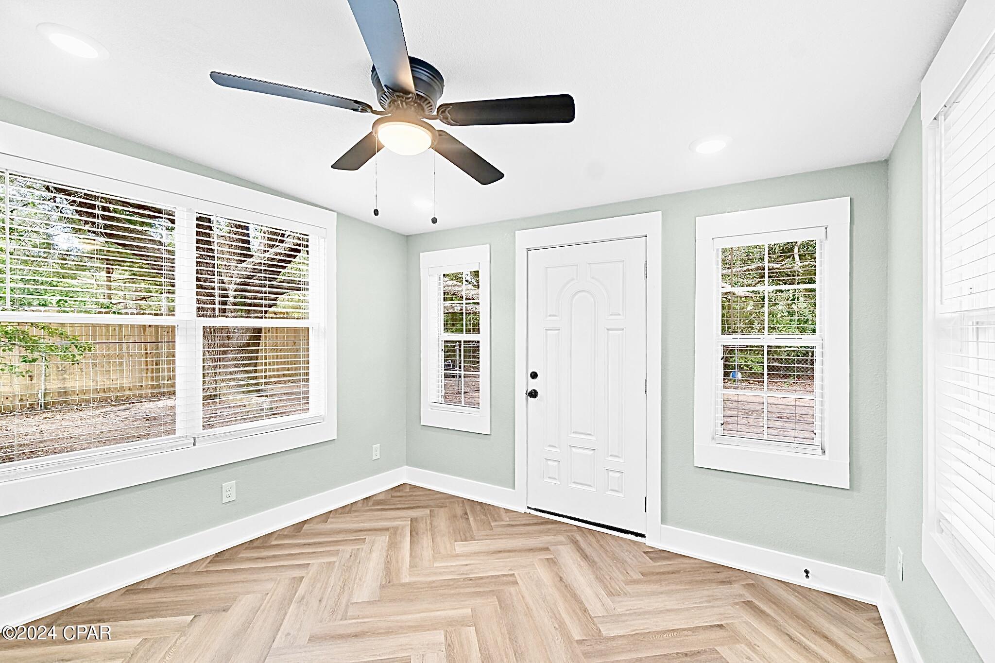 Sunny Hills Unit 4 - Residential