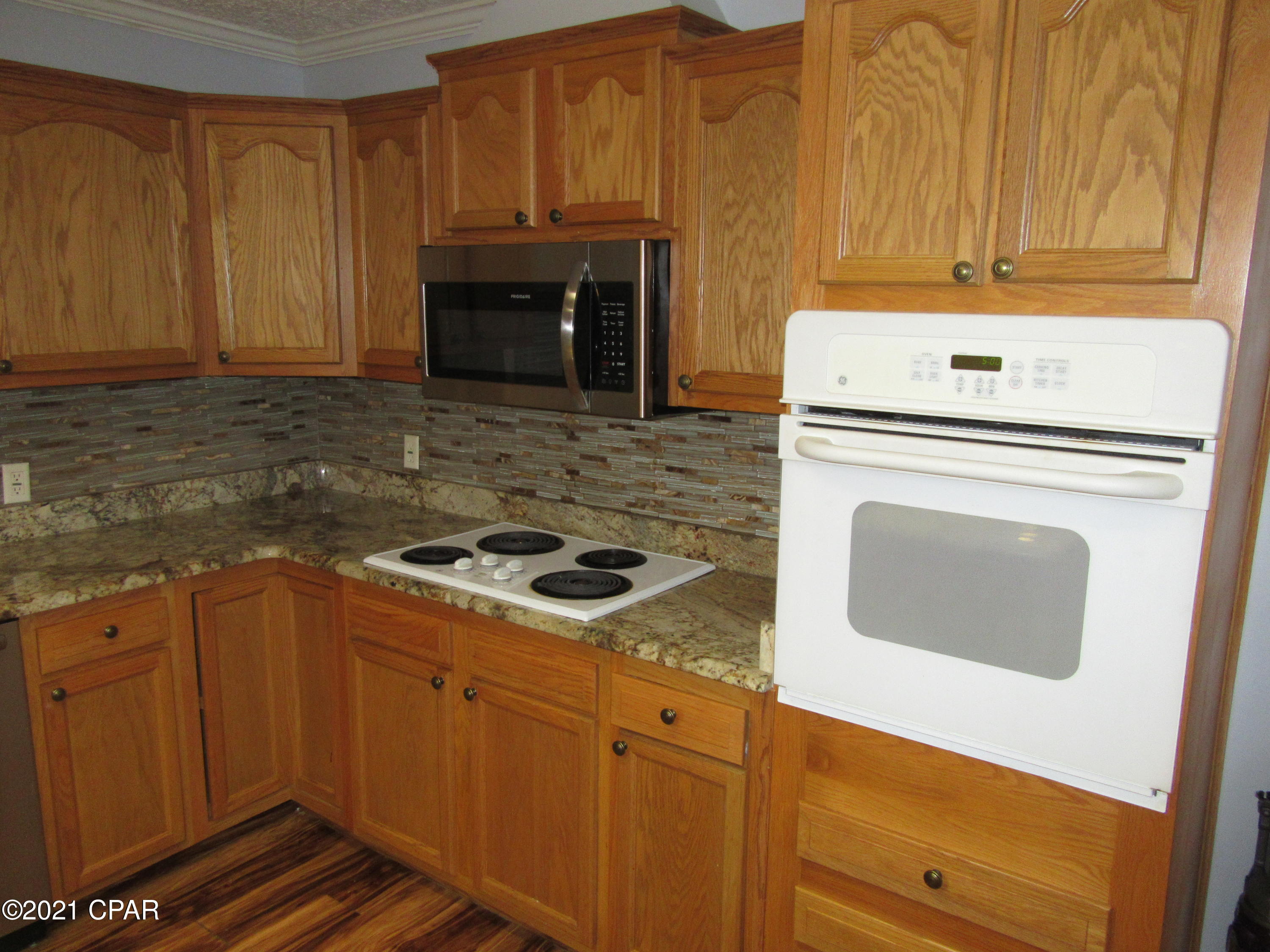 [No Recorded Subdiv] - Residential Lease