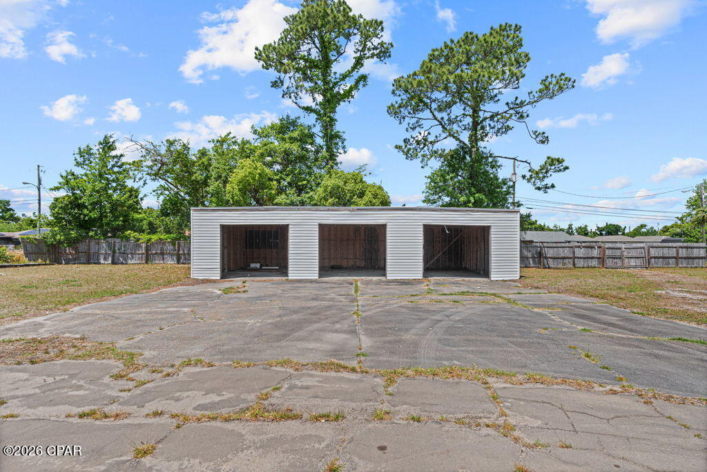 [No Recorded Subdiv] - Commercial Lease