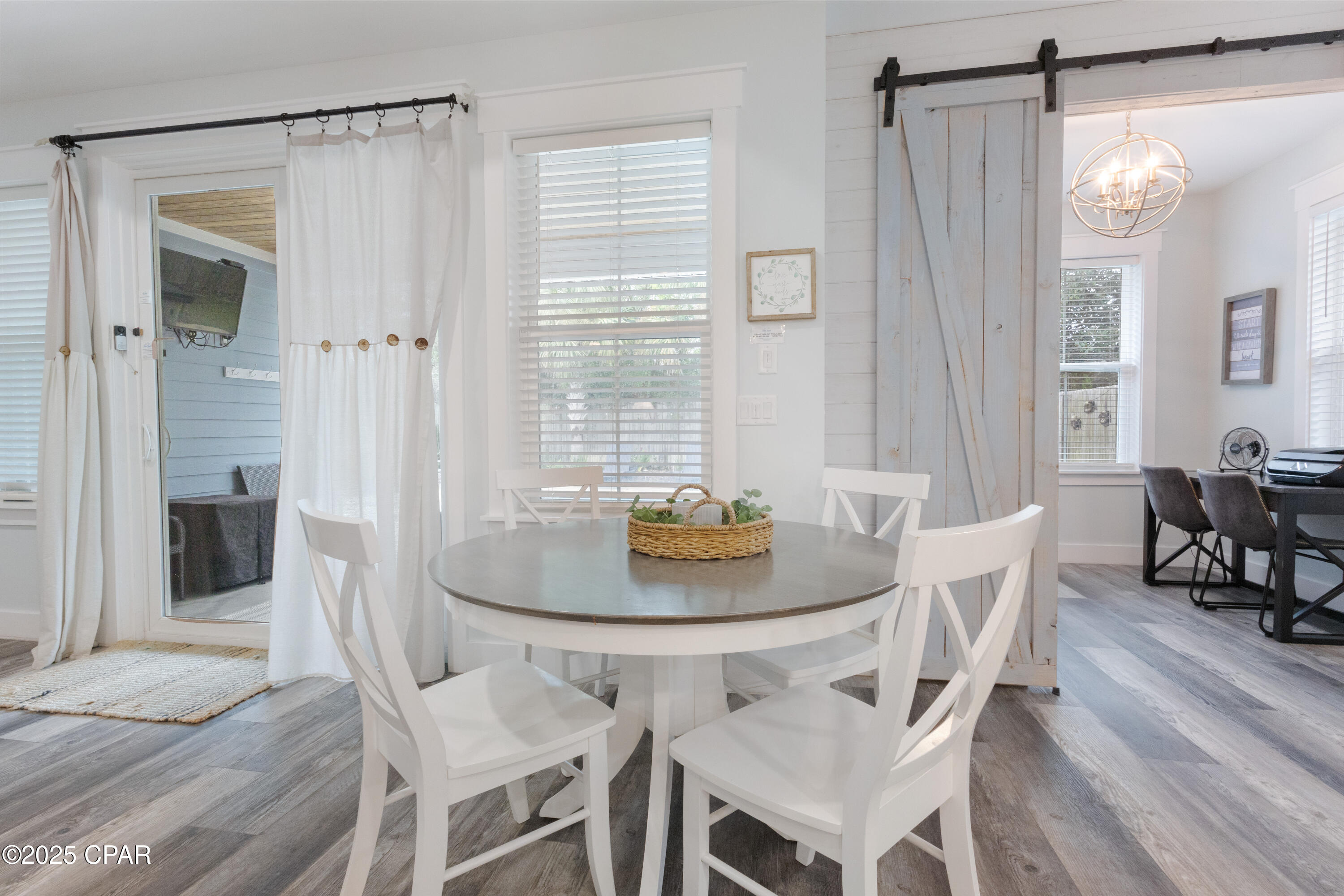 Laguna Beach Estates 8th Add - Residential