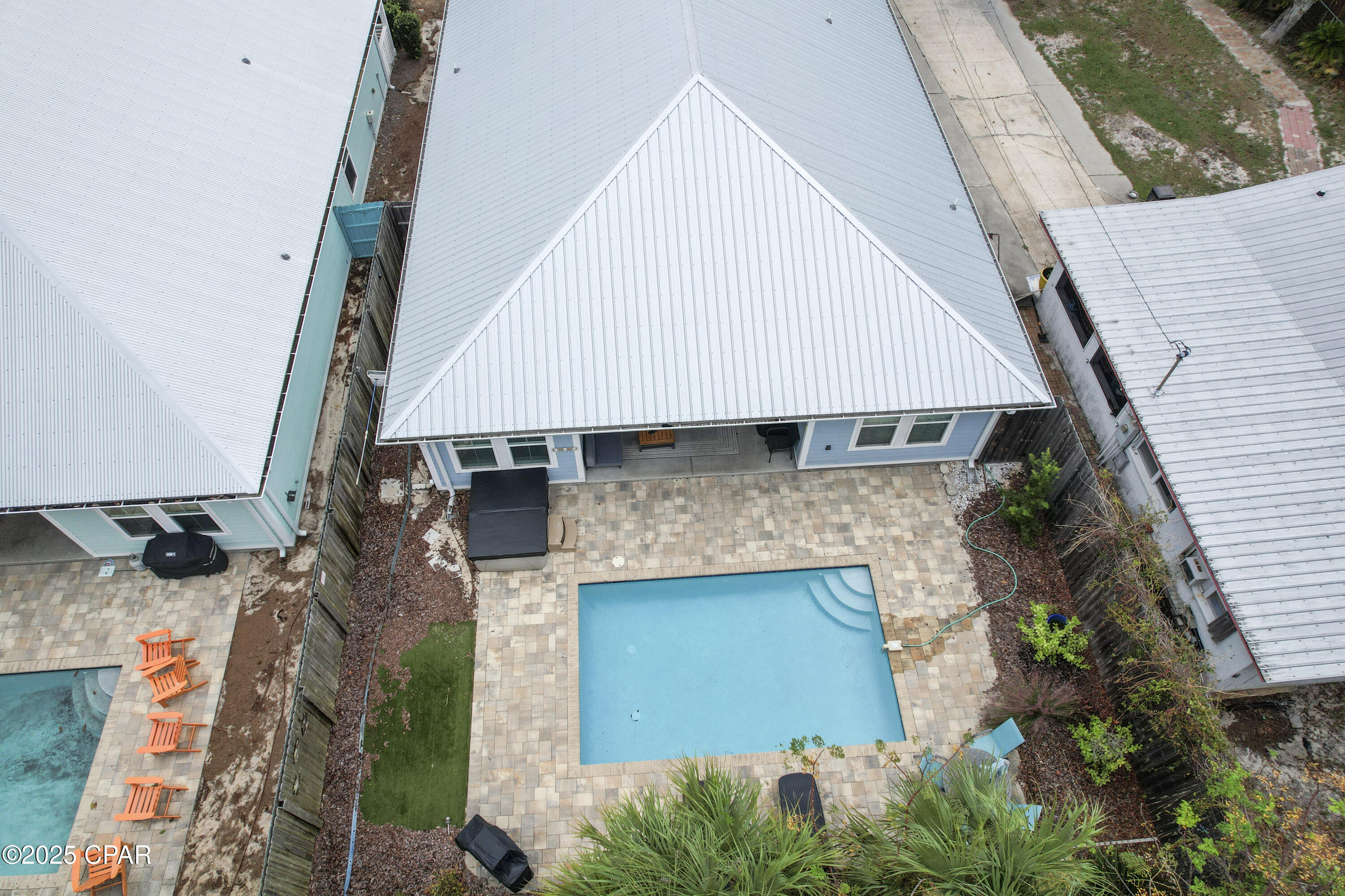 Laguna Beach Estates 8th Add - Residential