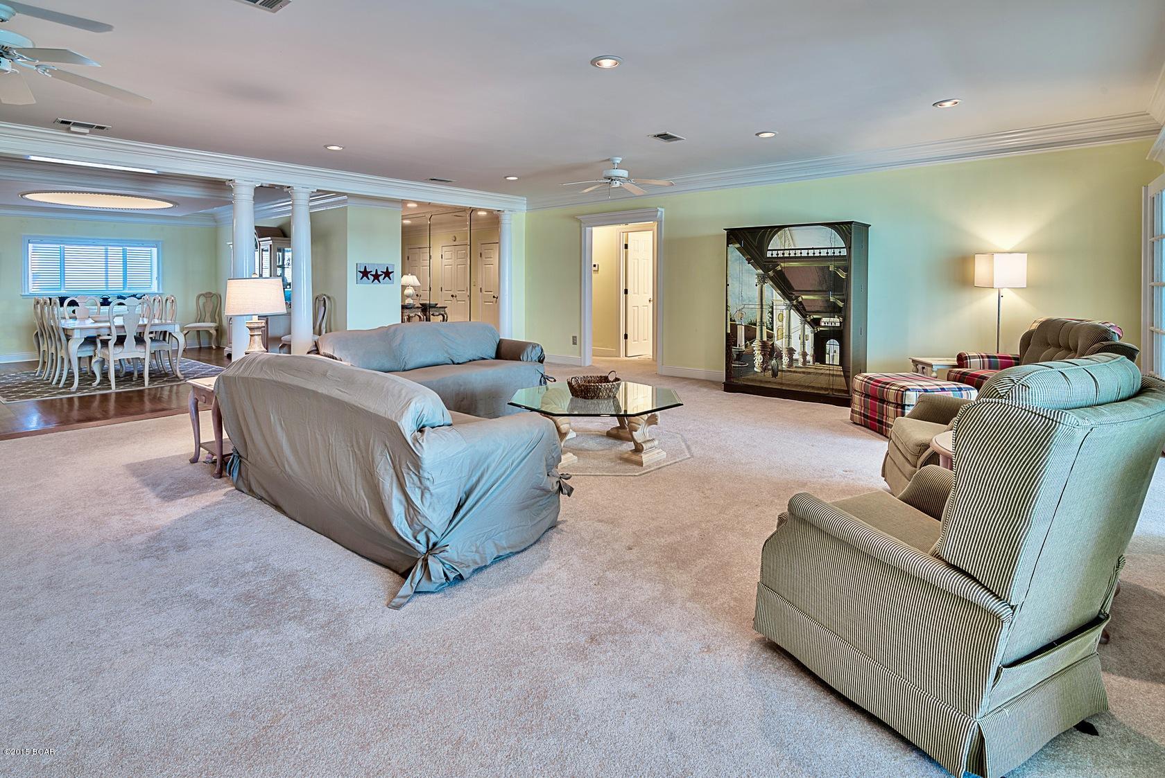 Regency Towers - Residential