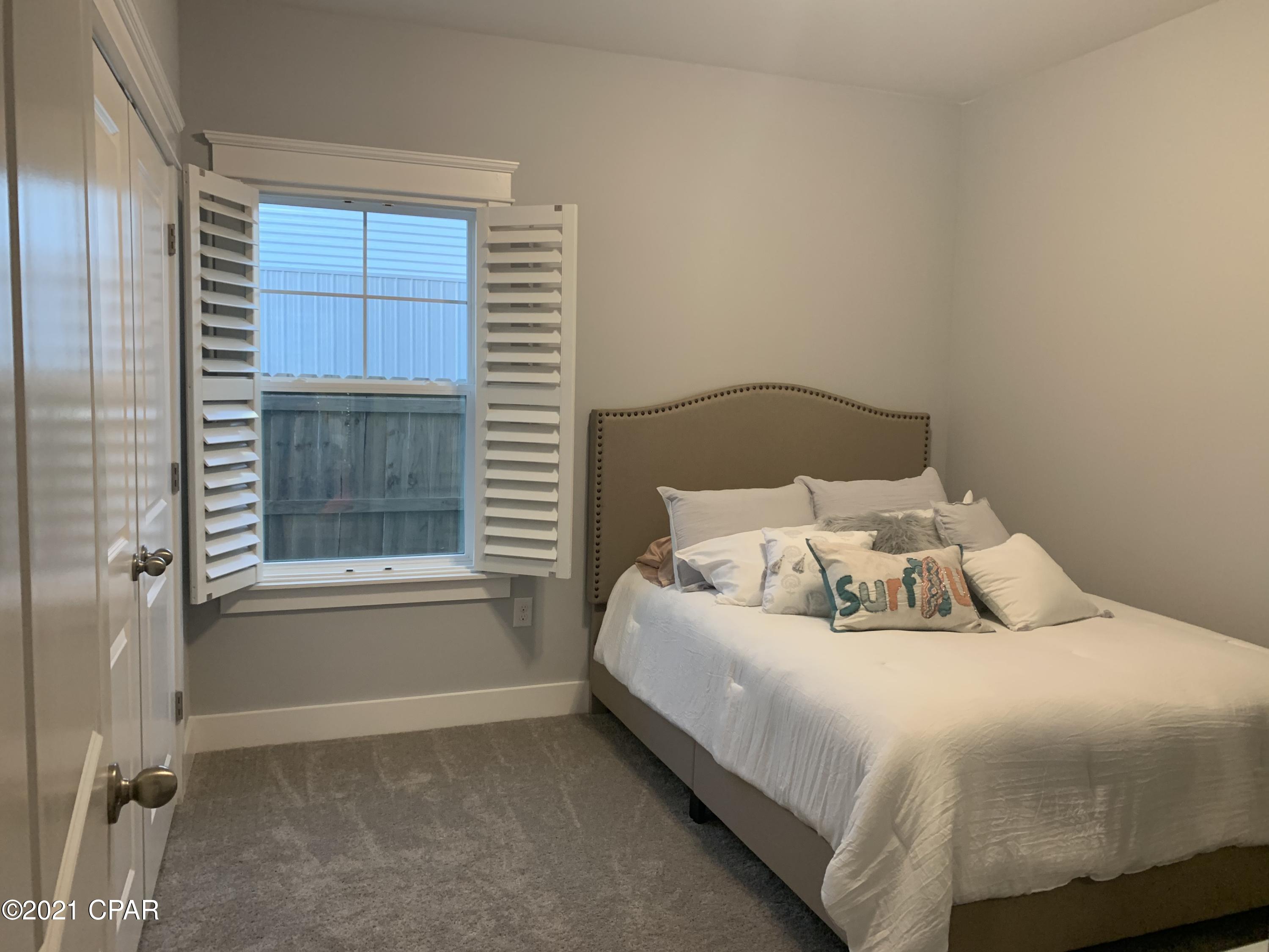 [No Recorded Subdiv] - Residential Lease