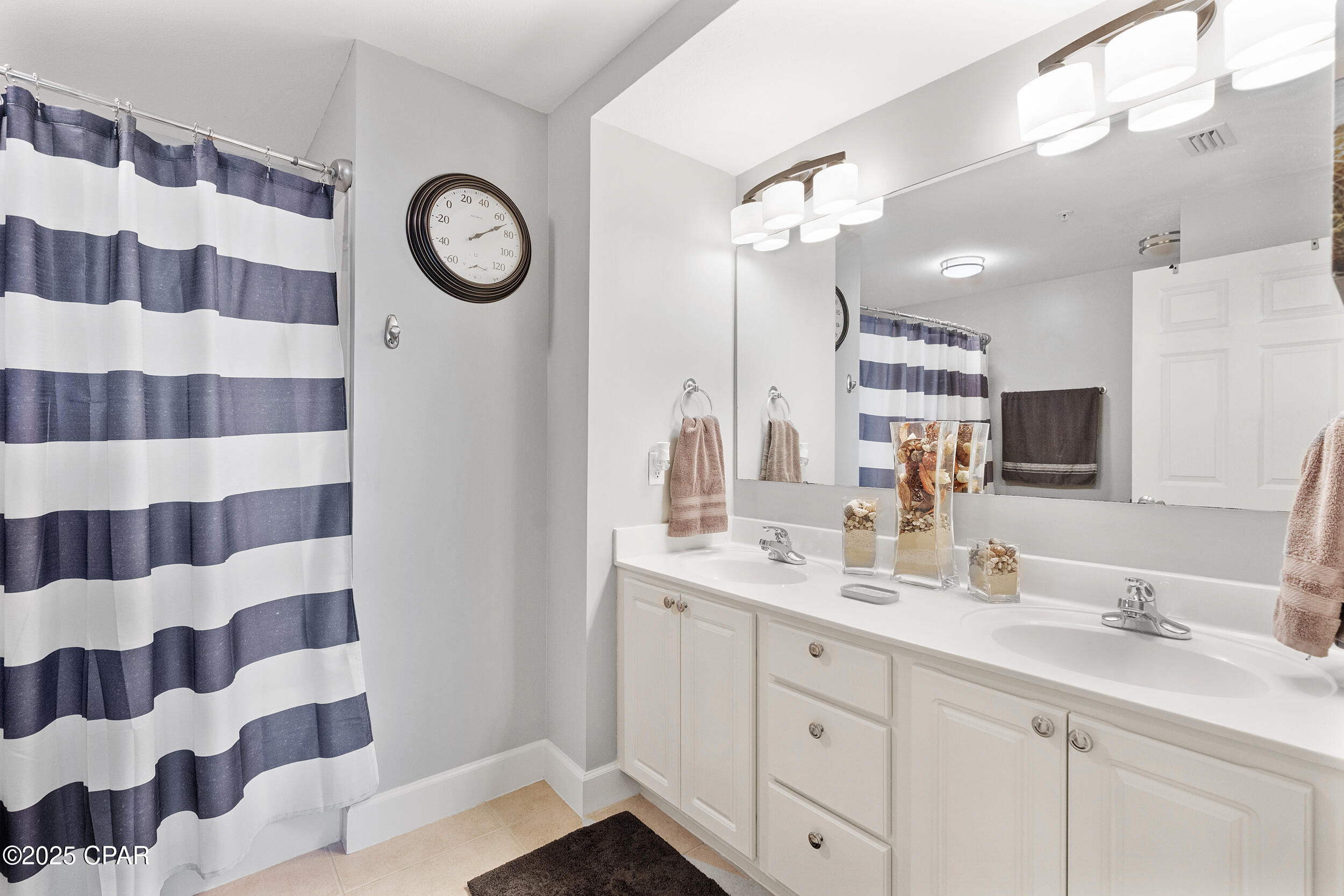 Sunrise Beach - Residential