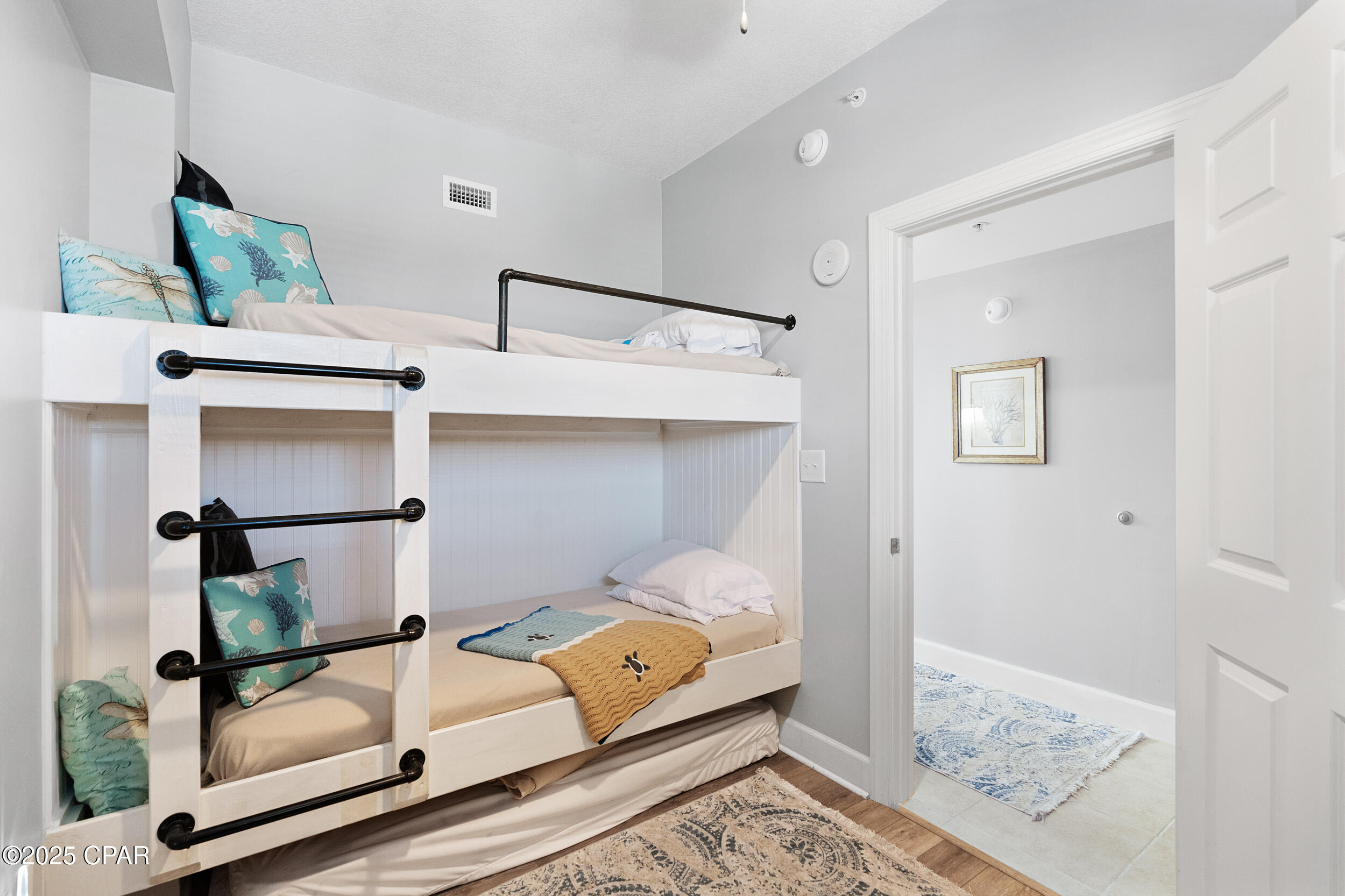 Sunrise Beach - Residential