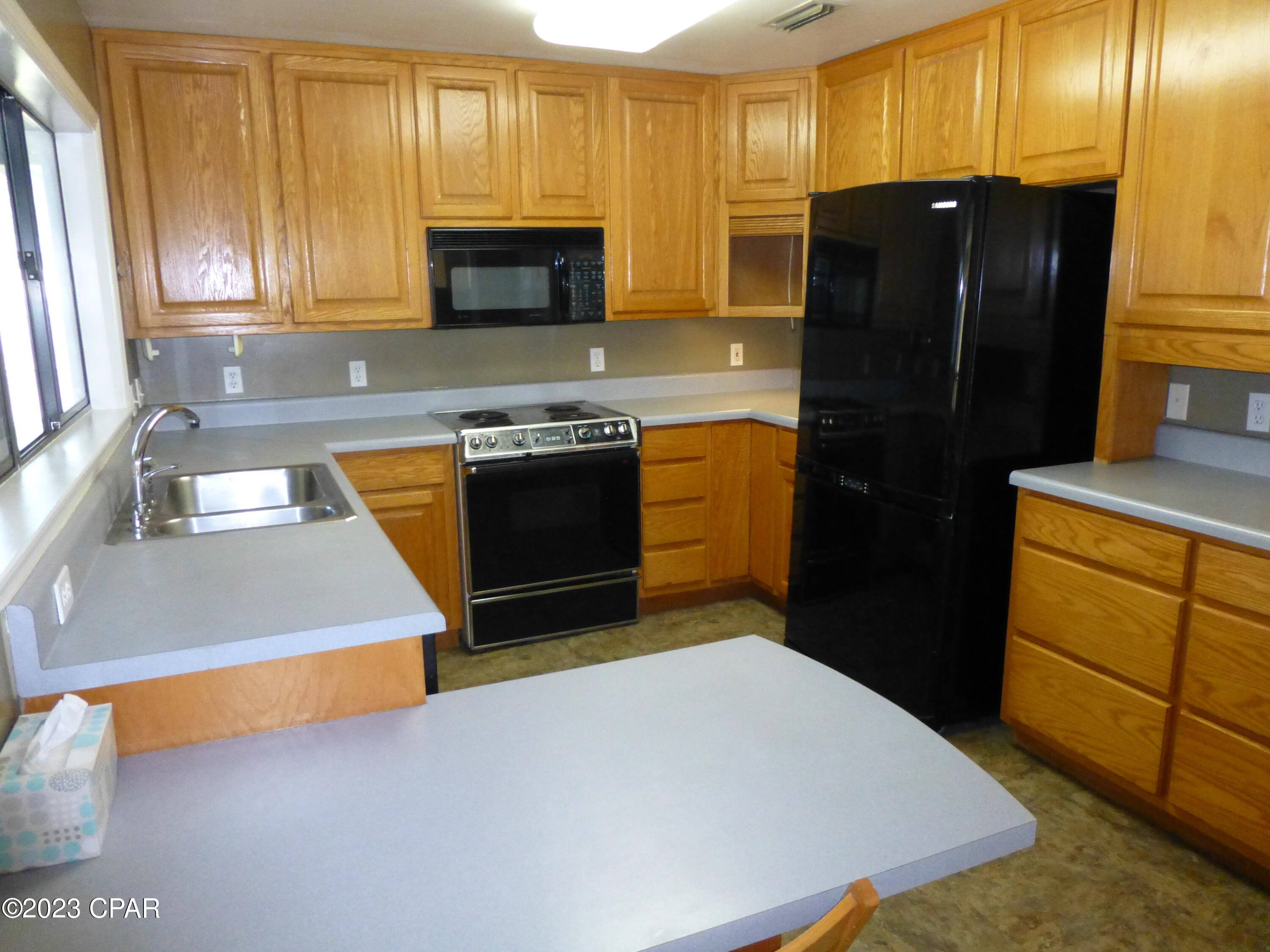 Cove Terrace 3rd (Sudduths 15th) - Residential