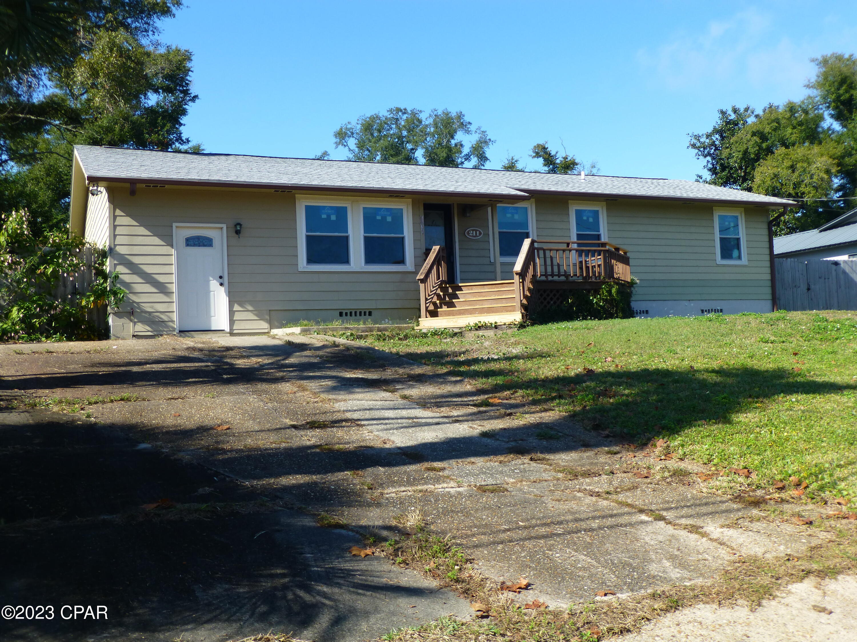 Cove Terrace 3rd (Sudduths 15th) - Residential