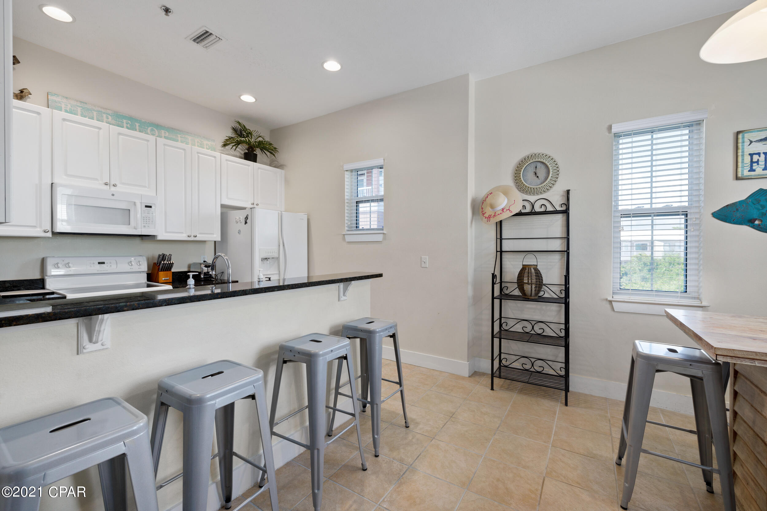 Casa Del Mar - Residential