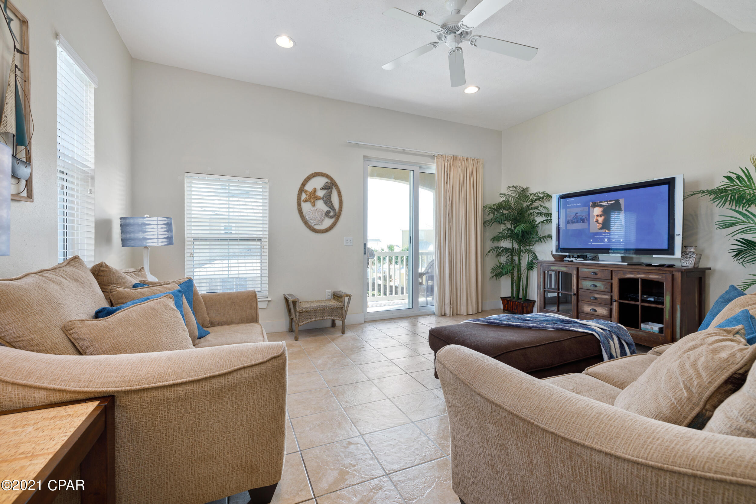 Casa Del Mar - Residential