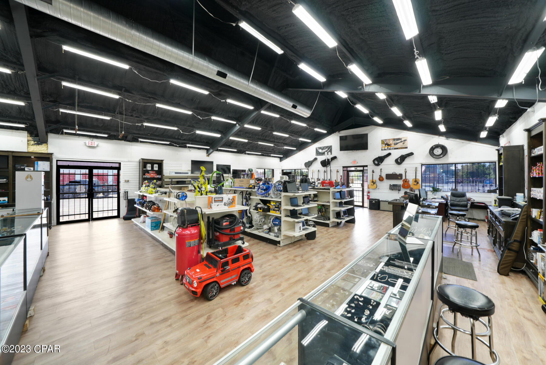 [No Recorded Subdiv] - Commercial Sale