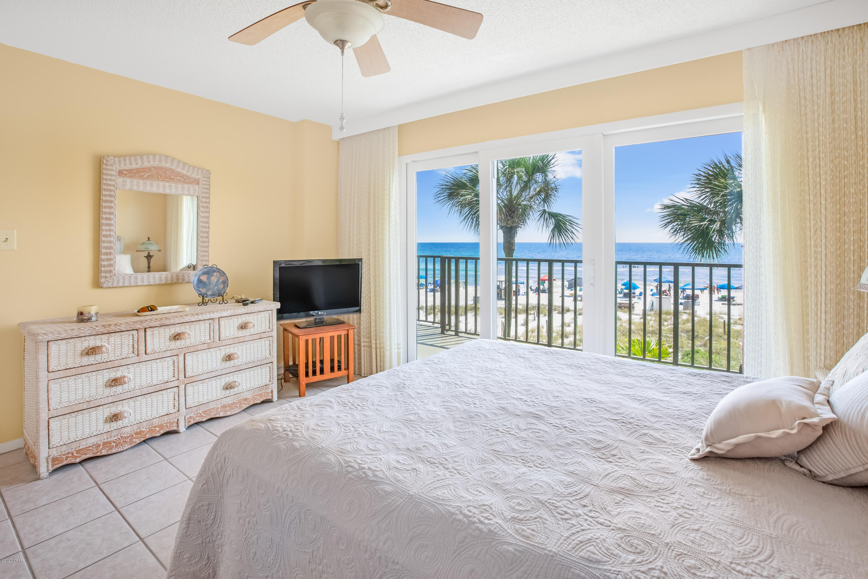 The Commodore - Residential