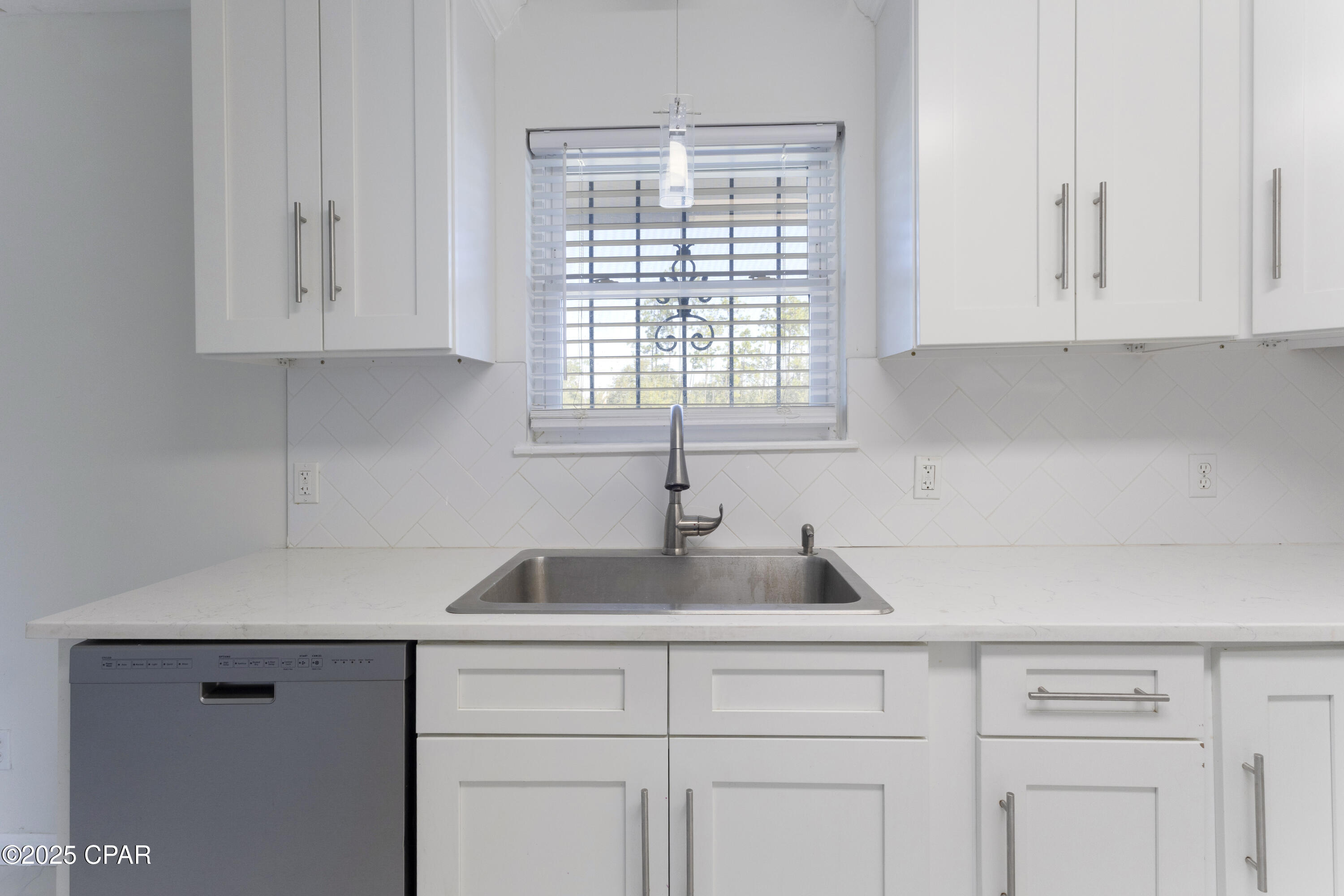 6742 Greenfield Road