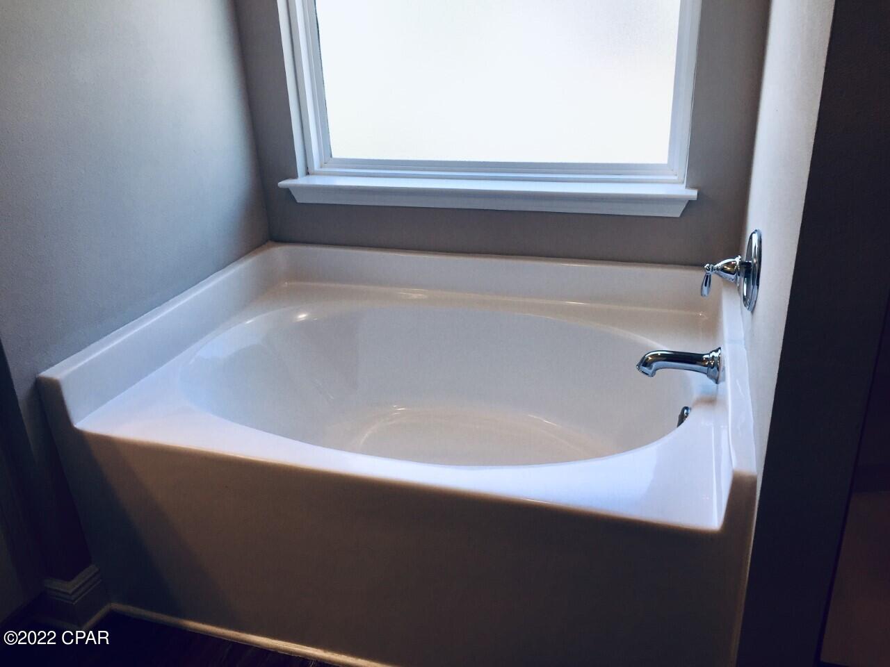 Emerald Cove Villas - Residential Lease