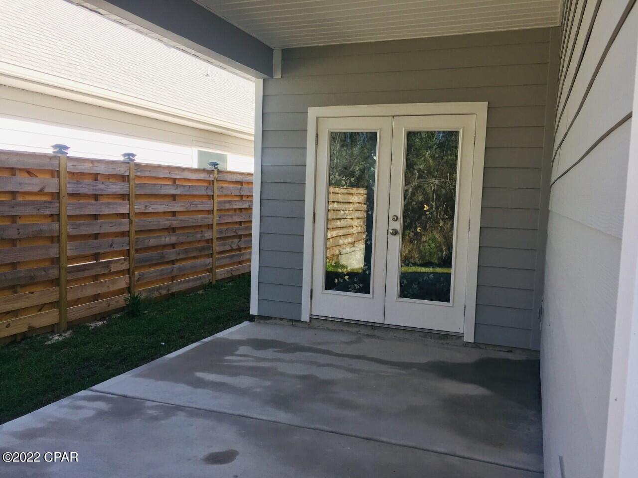 Emerald Cove Villas - Residential Lease