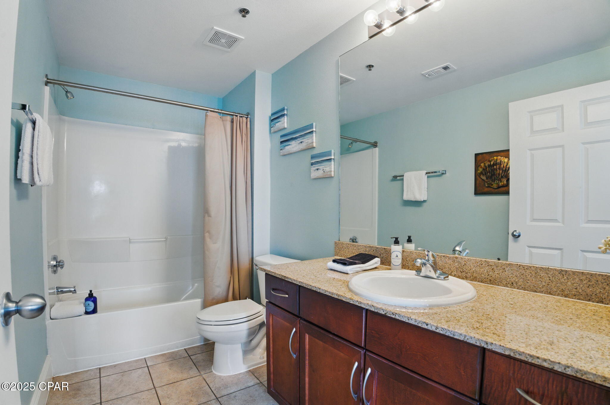 Laketown Wharf - Residential