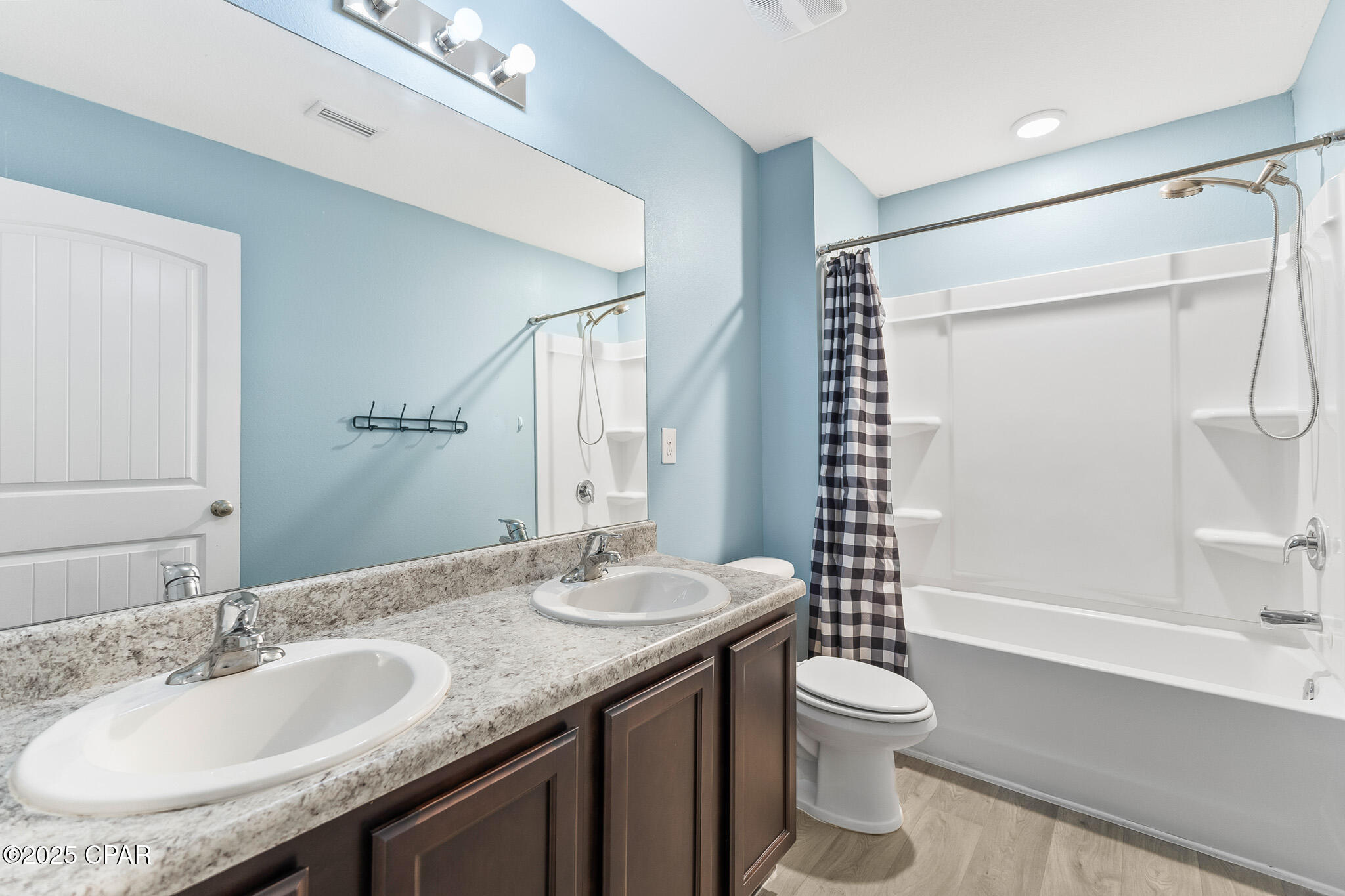 Olde Towne Village - Residential