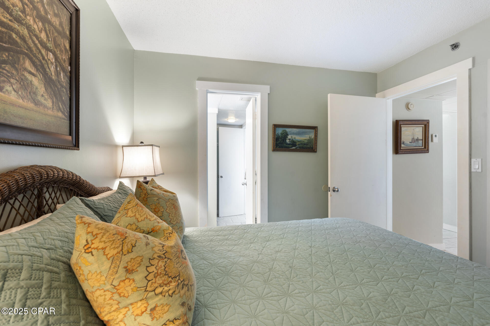 Sunbird Condo - Residential