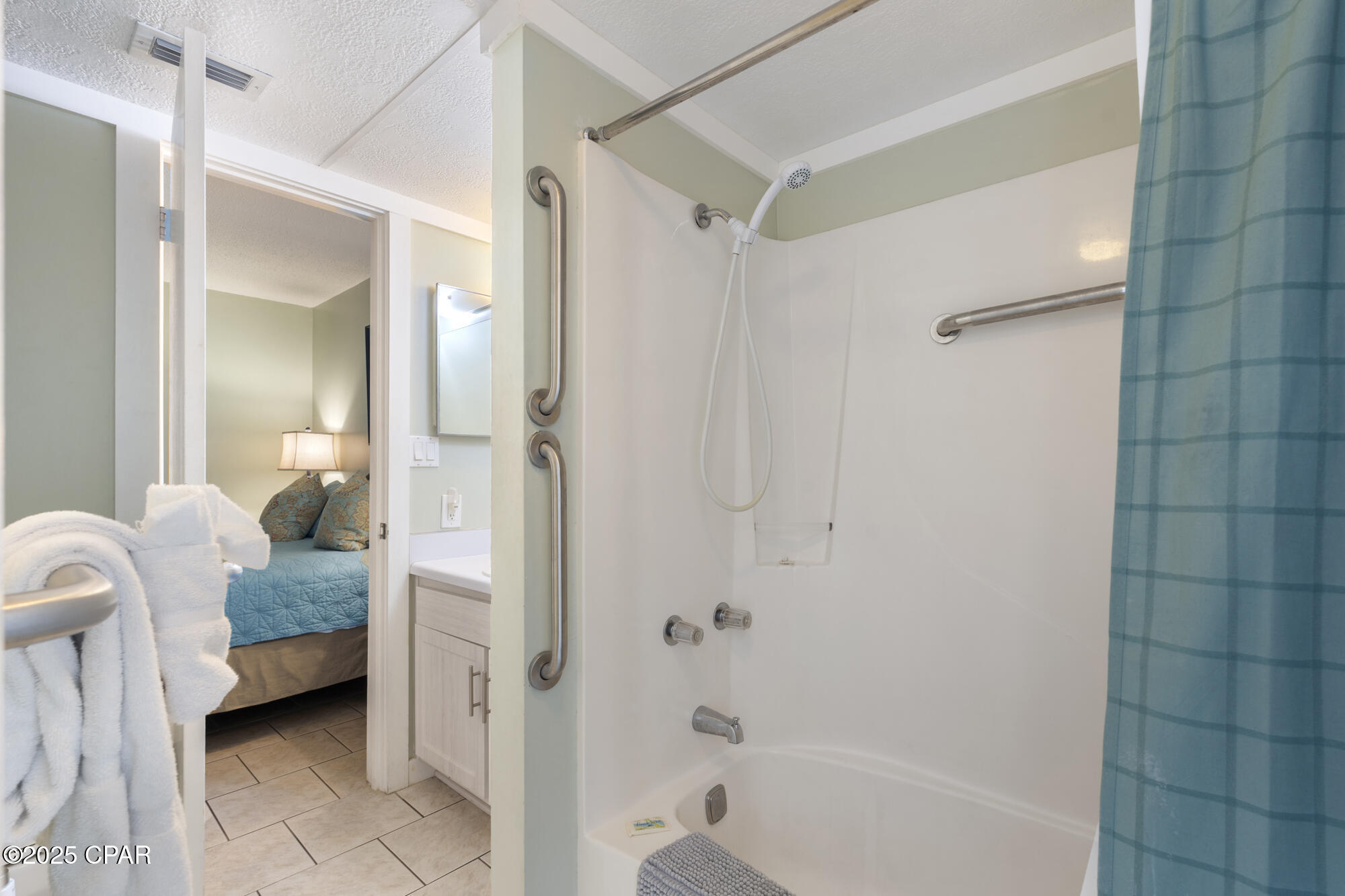 Sunbird Condo - Residential