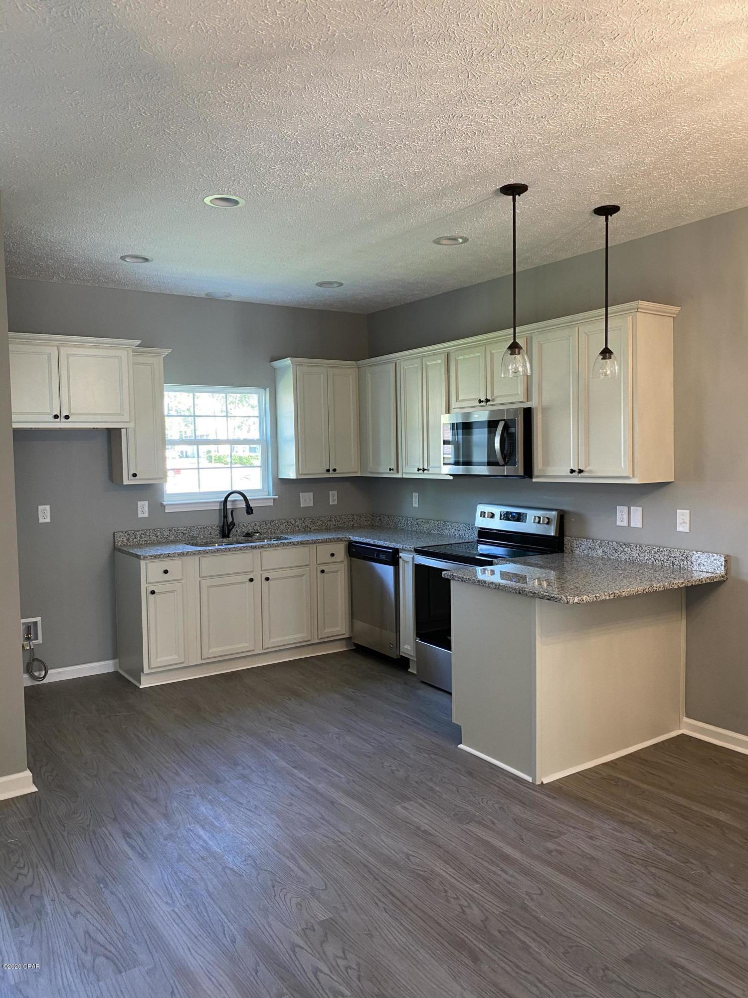 Causeway Manor - Residential