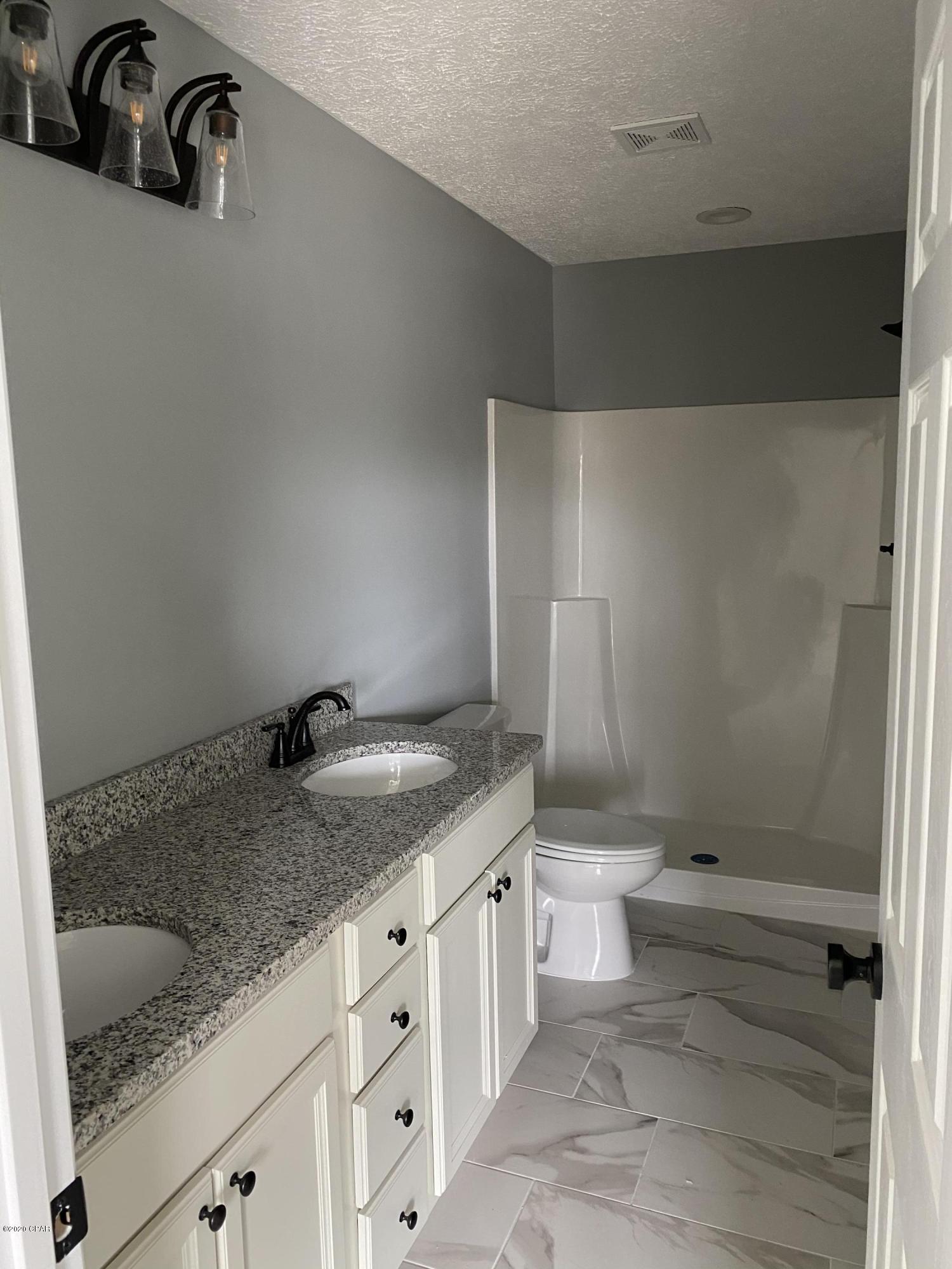 Causeway Manor - Residential