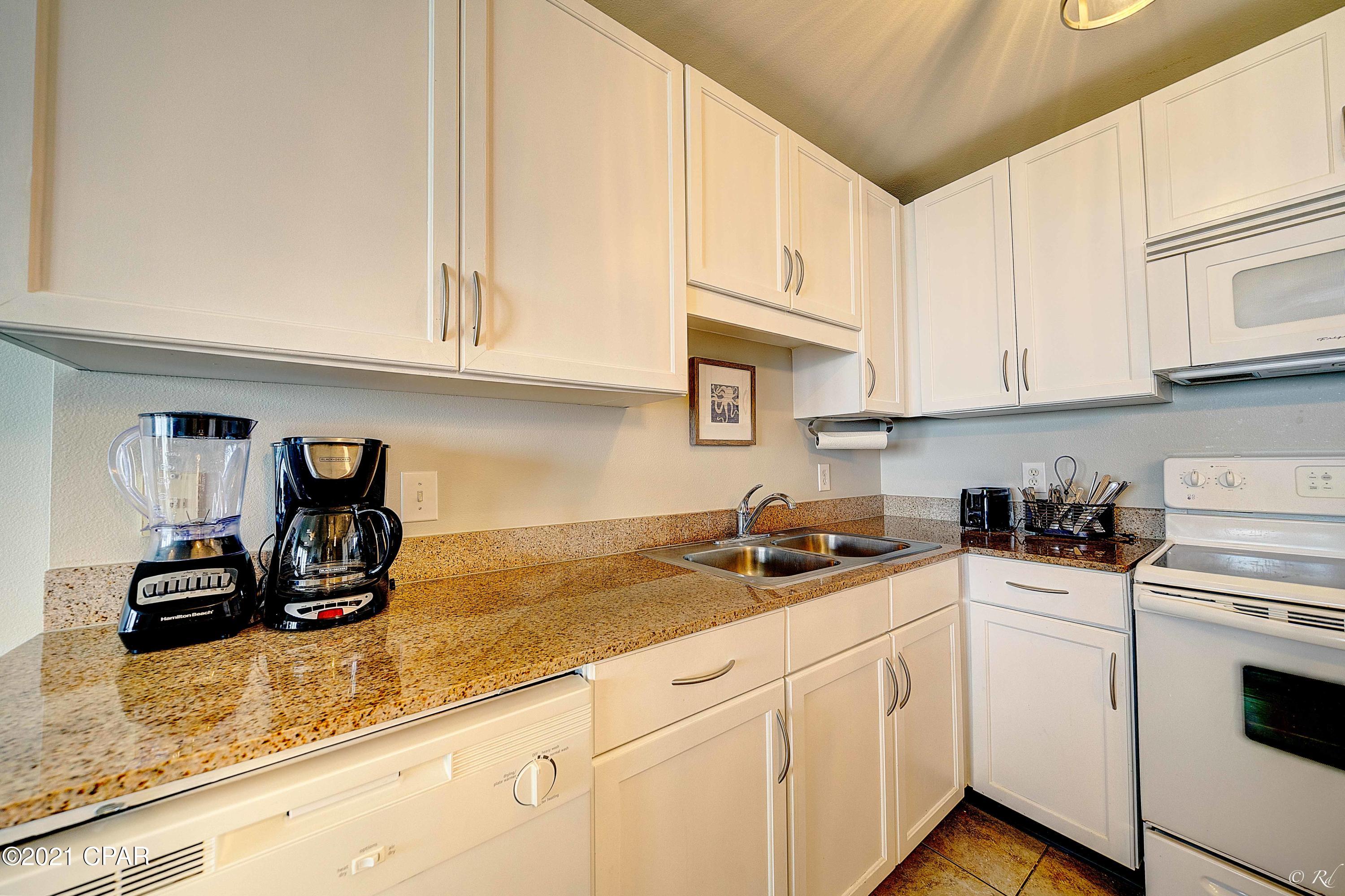 Laketown Wharf - Residential