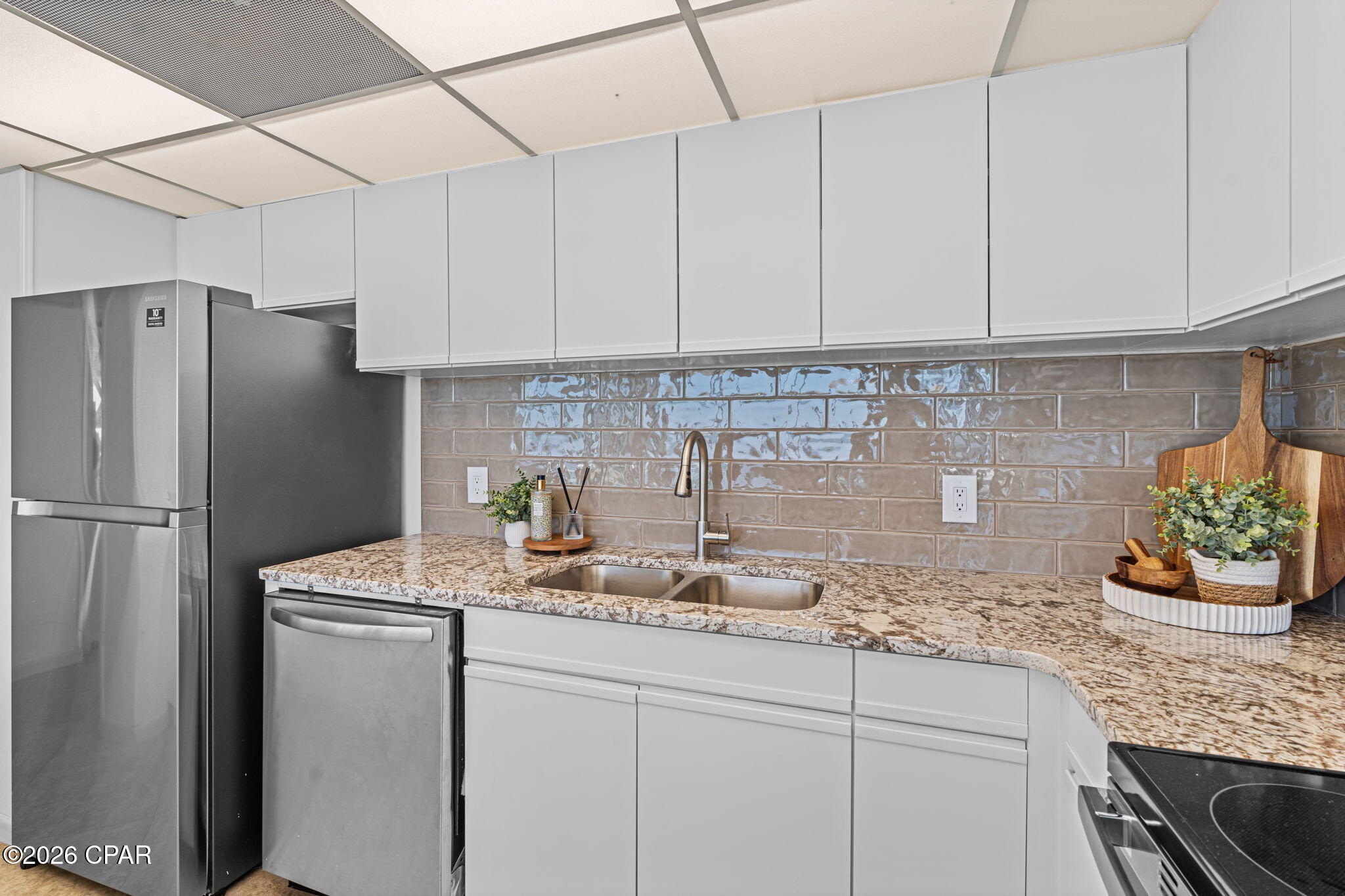 Leeward/Windward Condo - Residential