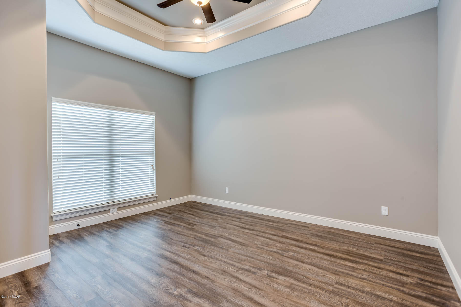 Kirkland Manor - Residential