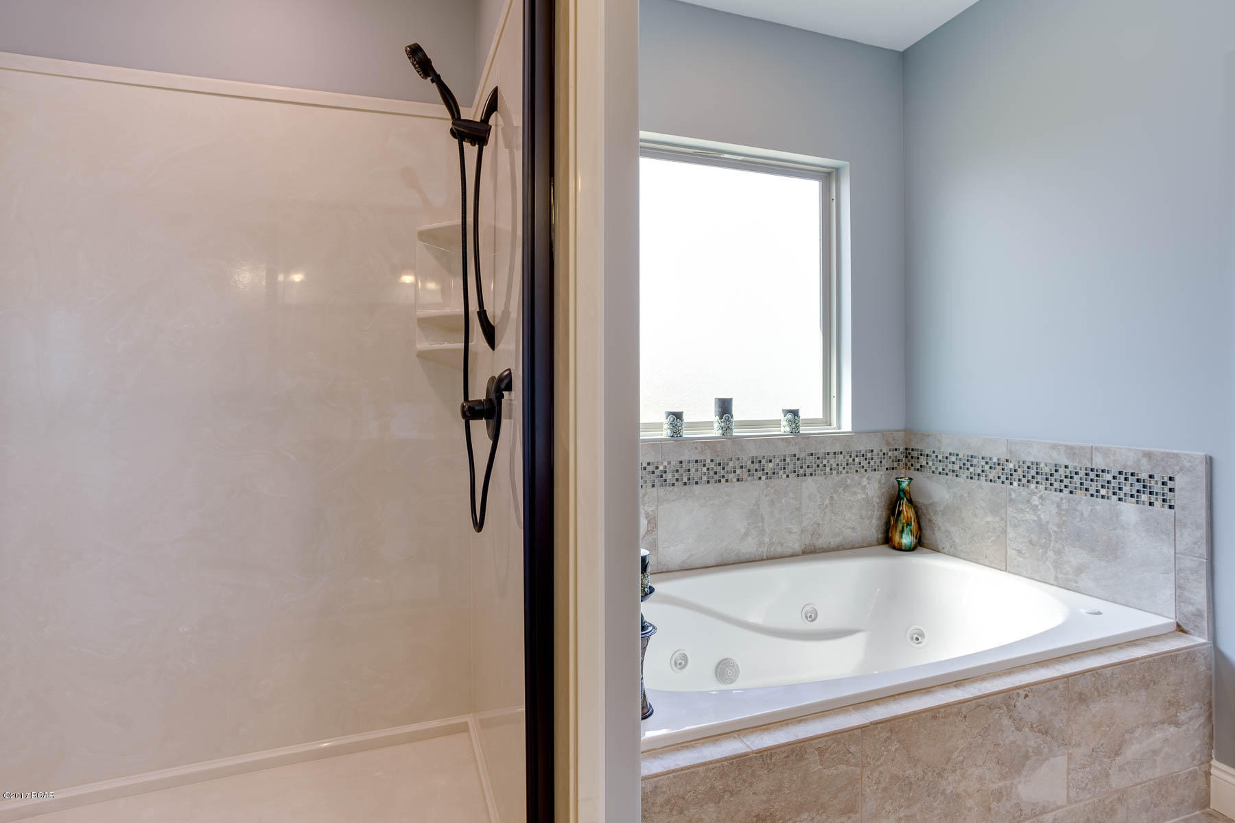 Kirkland Manor - Residential