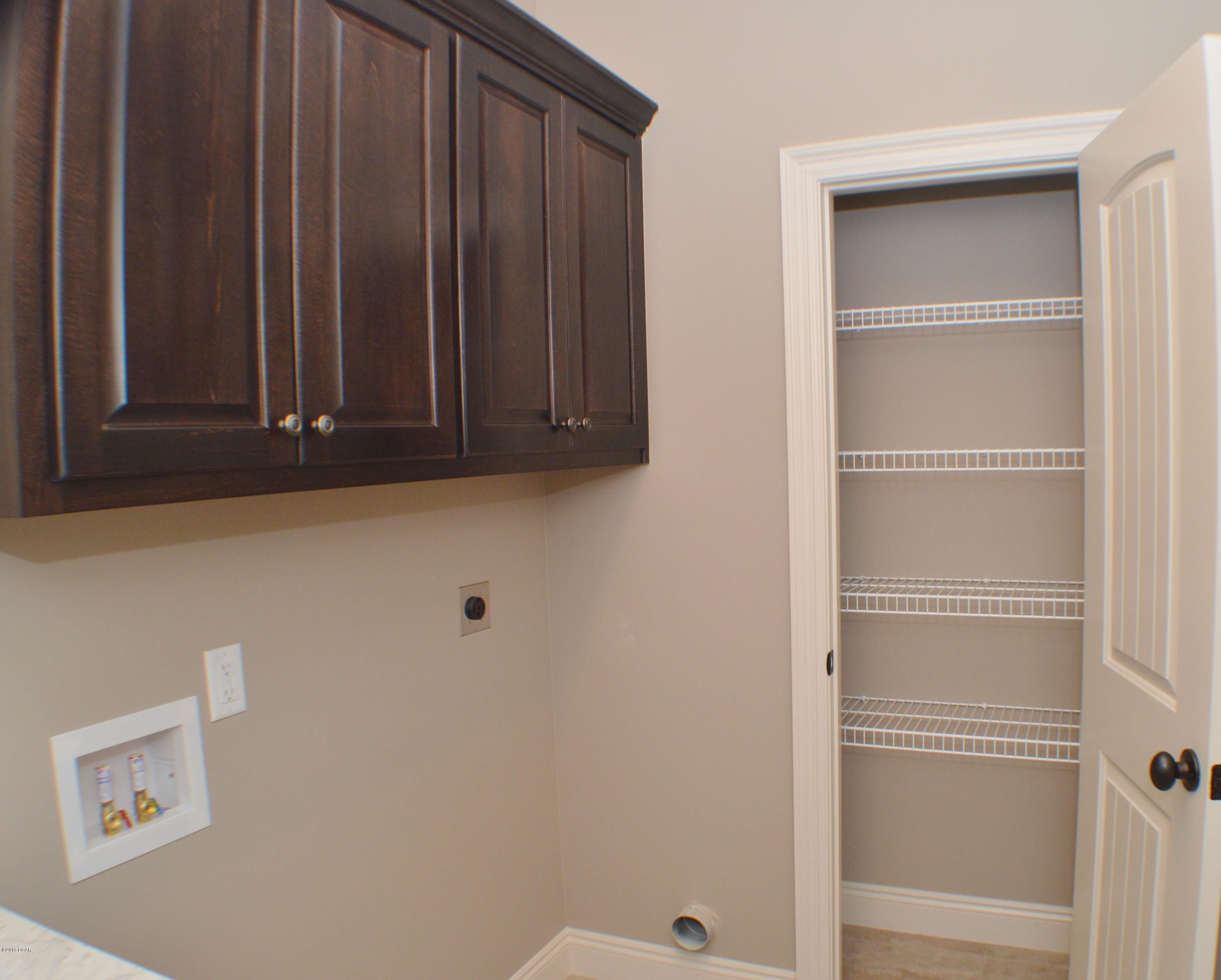 Kirkland Manor - Residential