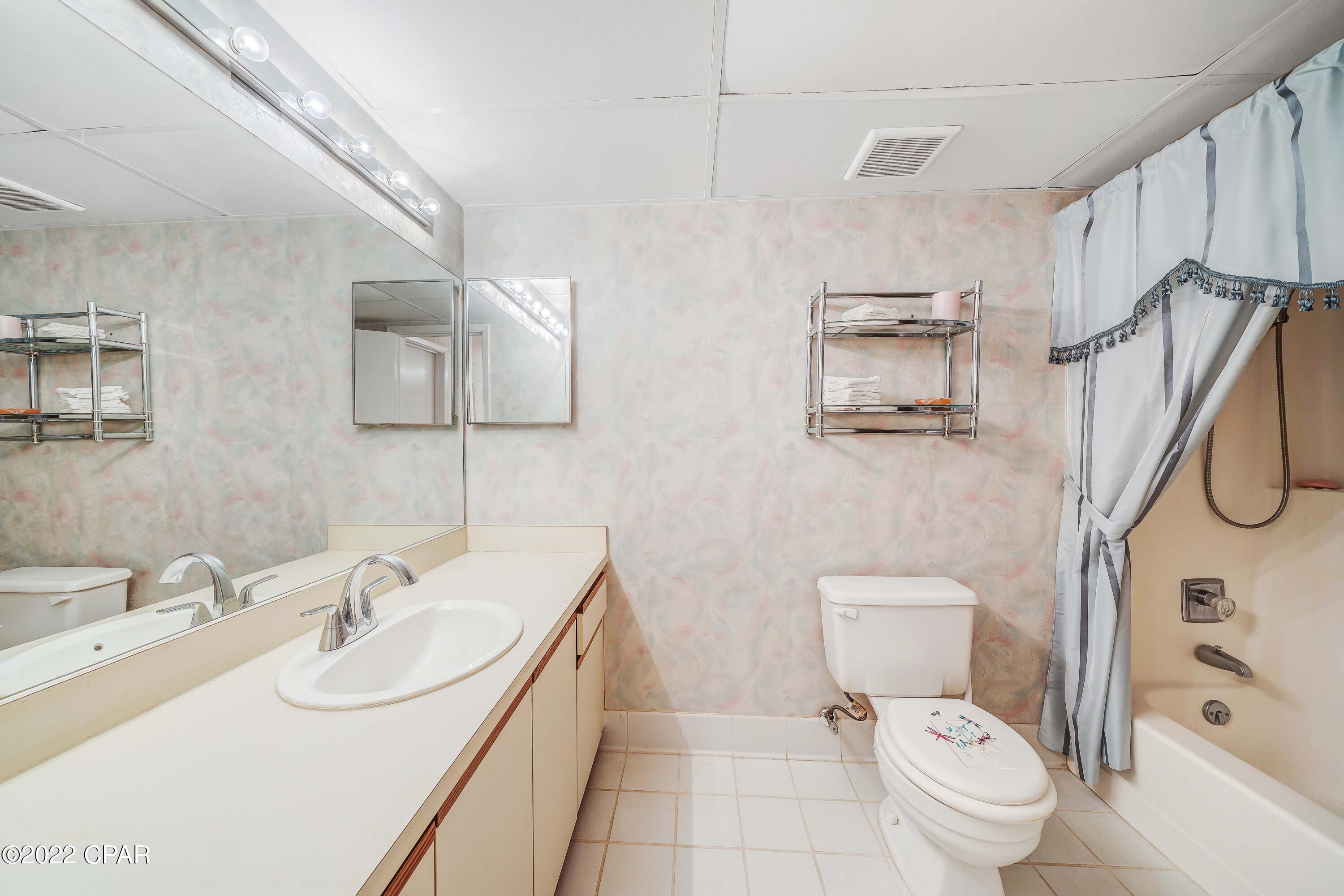 Aquavista Condo - Residential