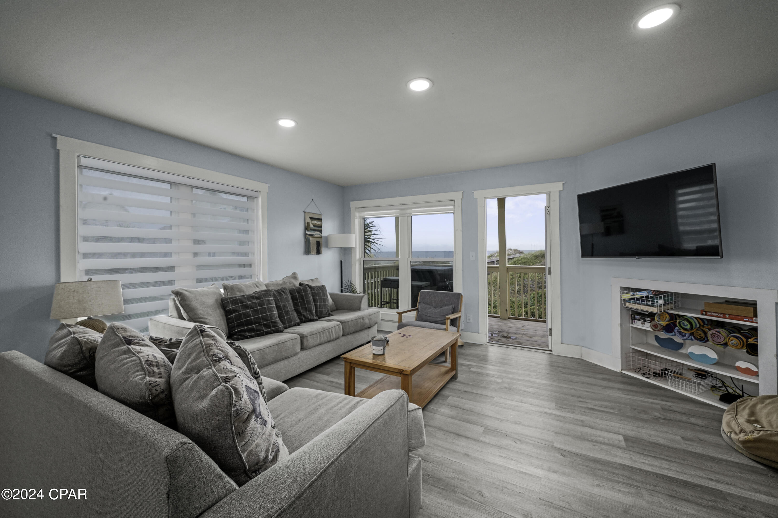 650 Sea Cliff Drive 6